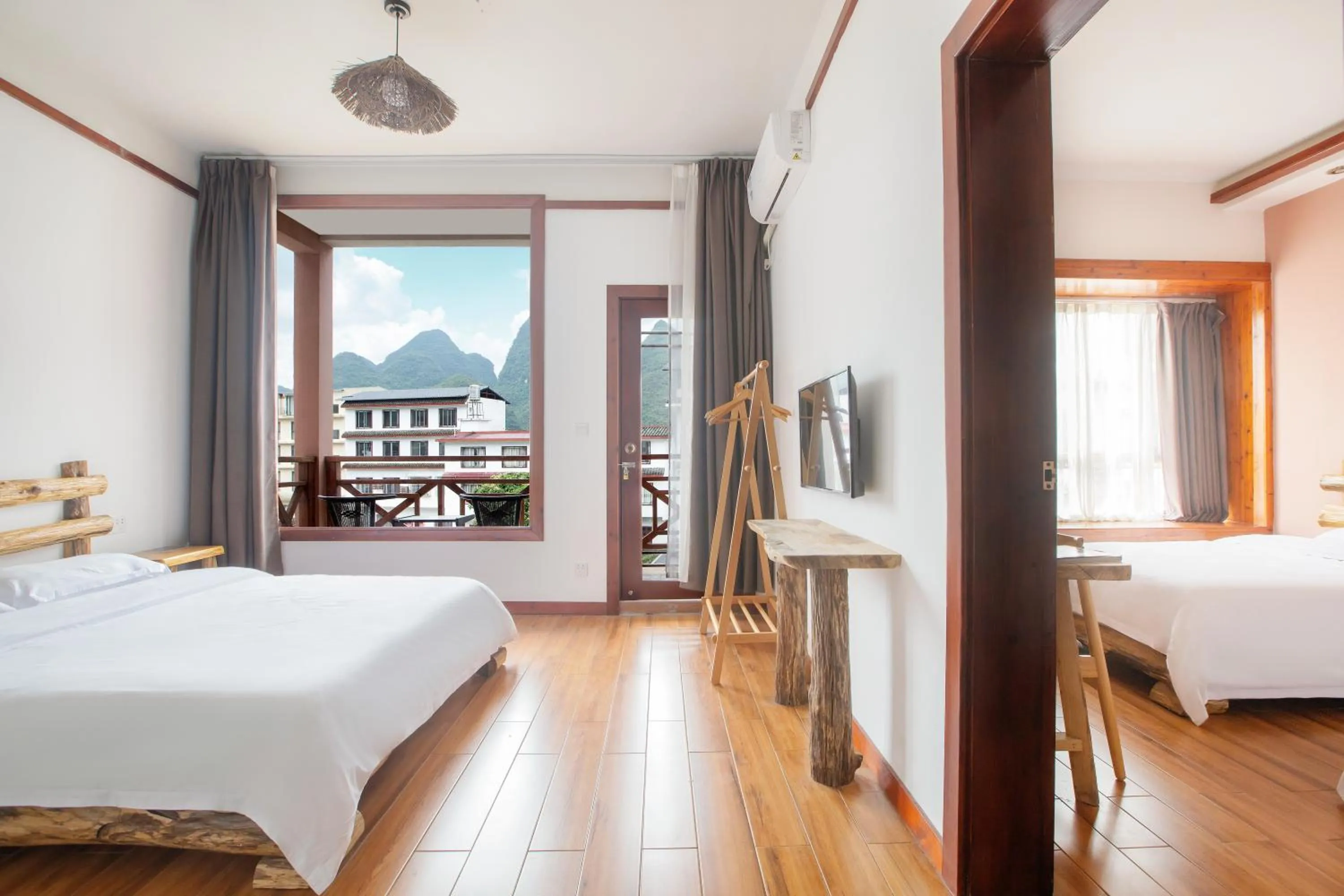 Decorative detail in Yangshuo Xiao Long River Hotel