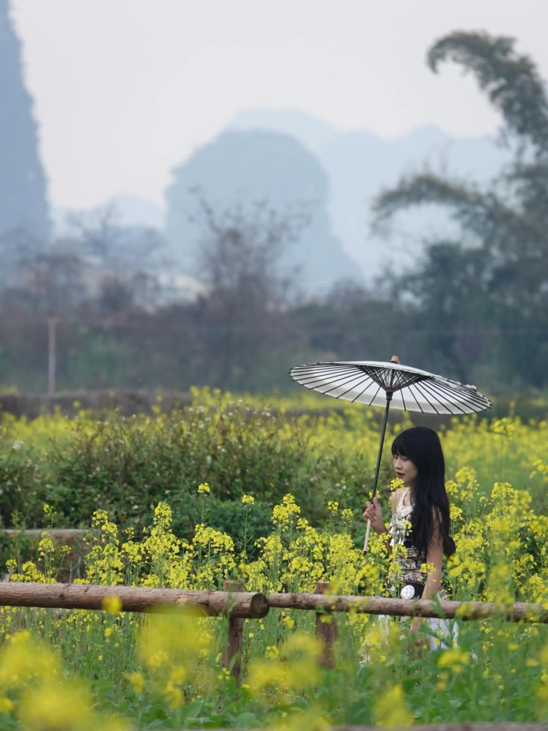 Hiking in Yangshuo Xiao Long River Hotel