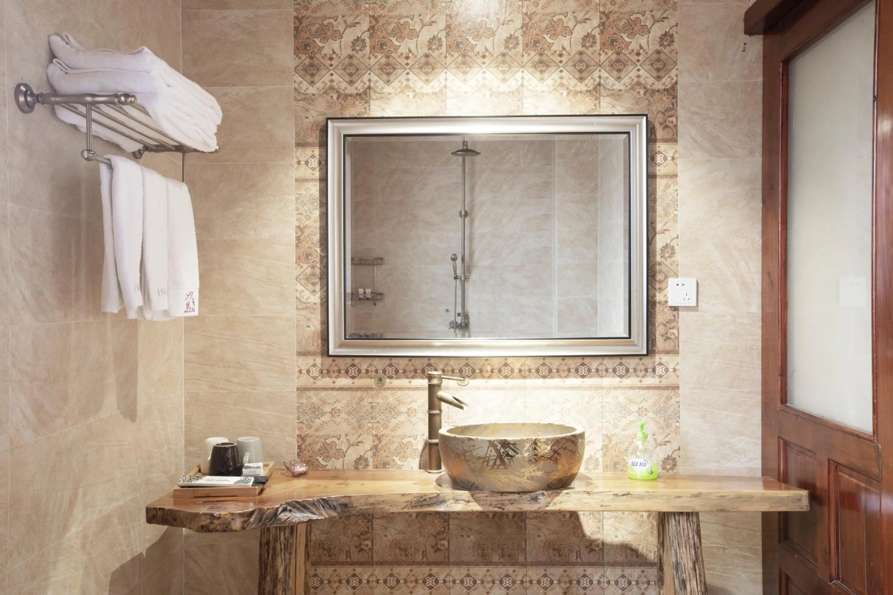 Decorative detail in Yangshuo Xiao Long River Hotel