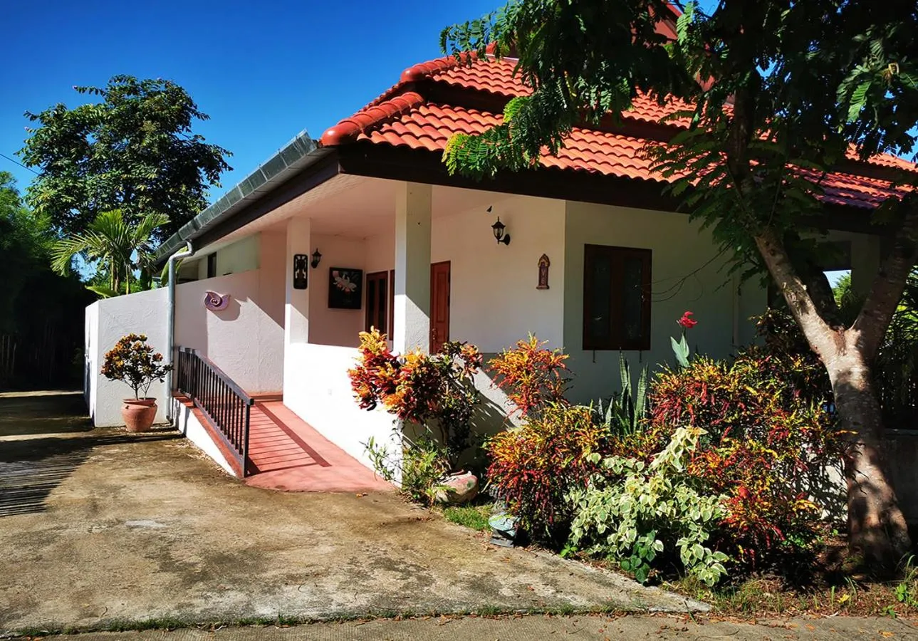 Property building in Jasmine Hills Lodge