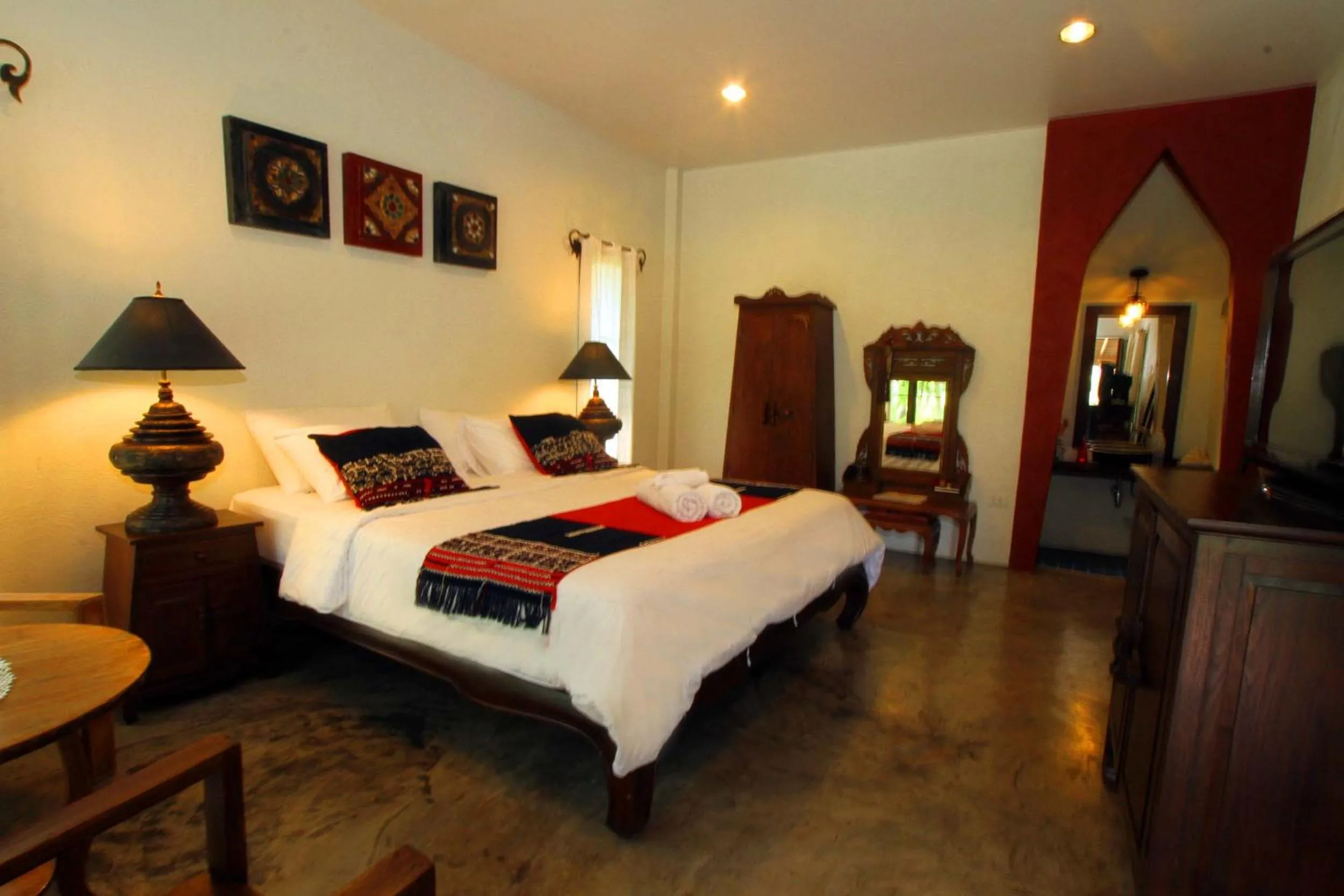 Bed in Jasmine Hills Lodge