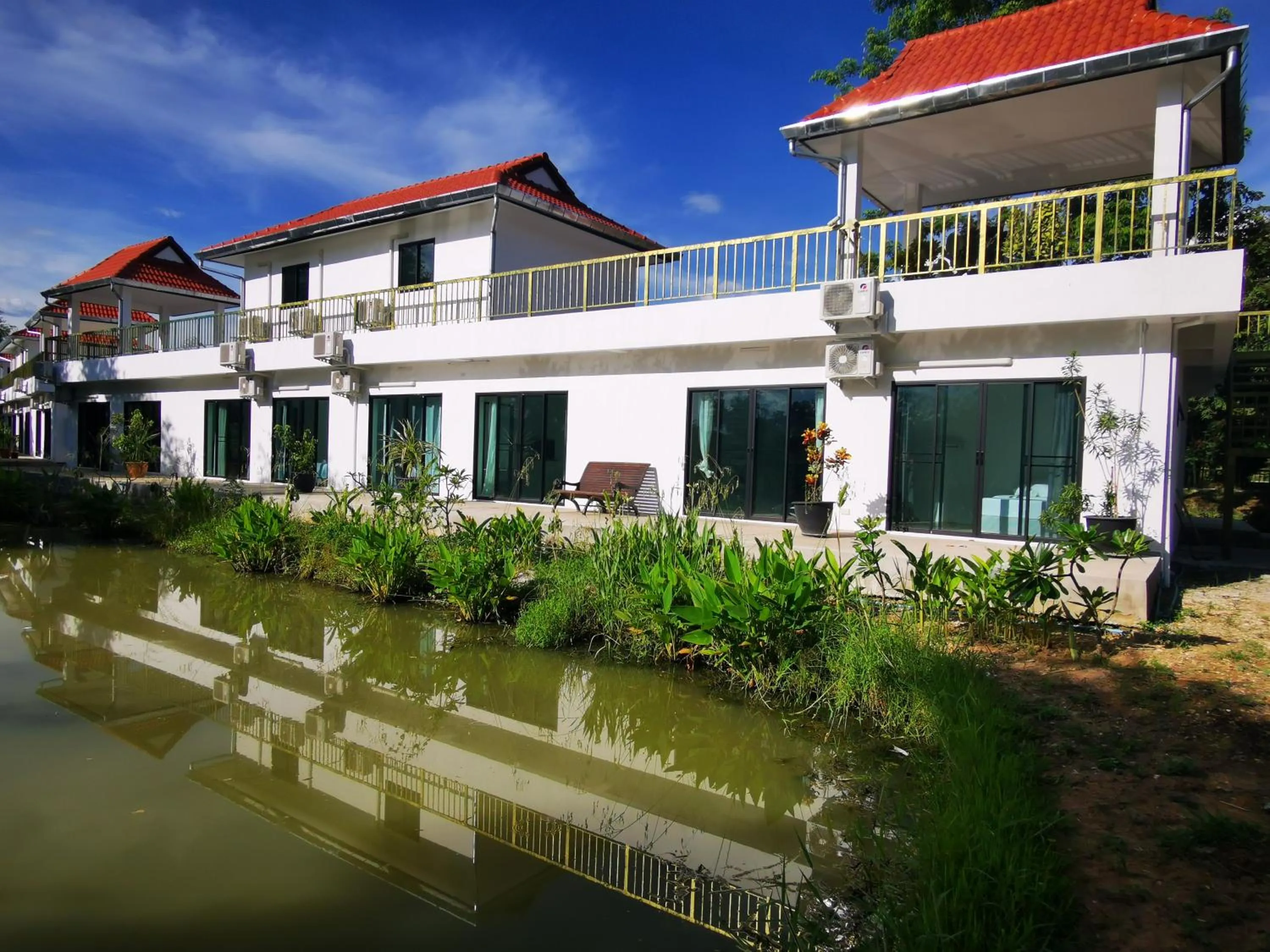 Patio in Jasmine Hills Lodge