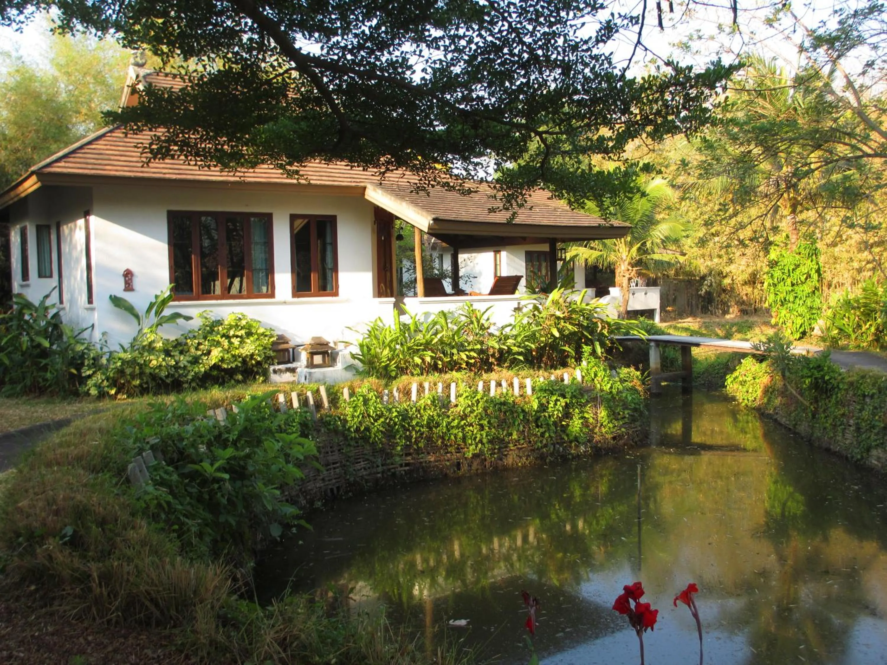 Property building in Jasmine Hills Lodge