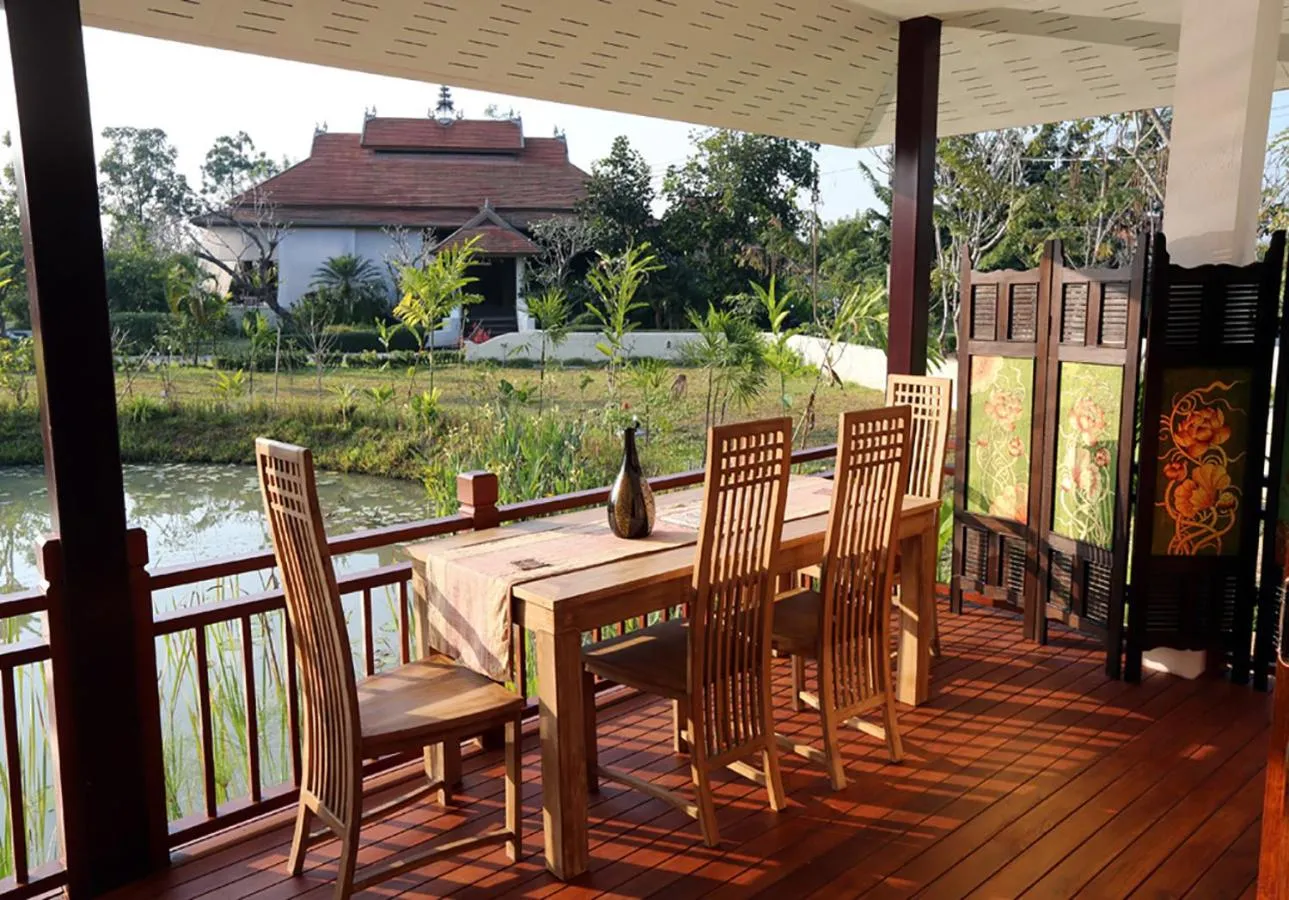 Patio in Jasmine Hills Lodge