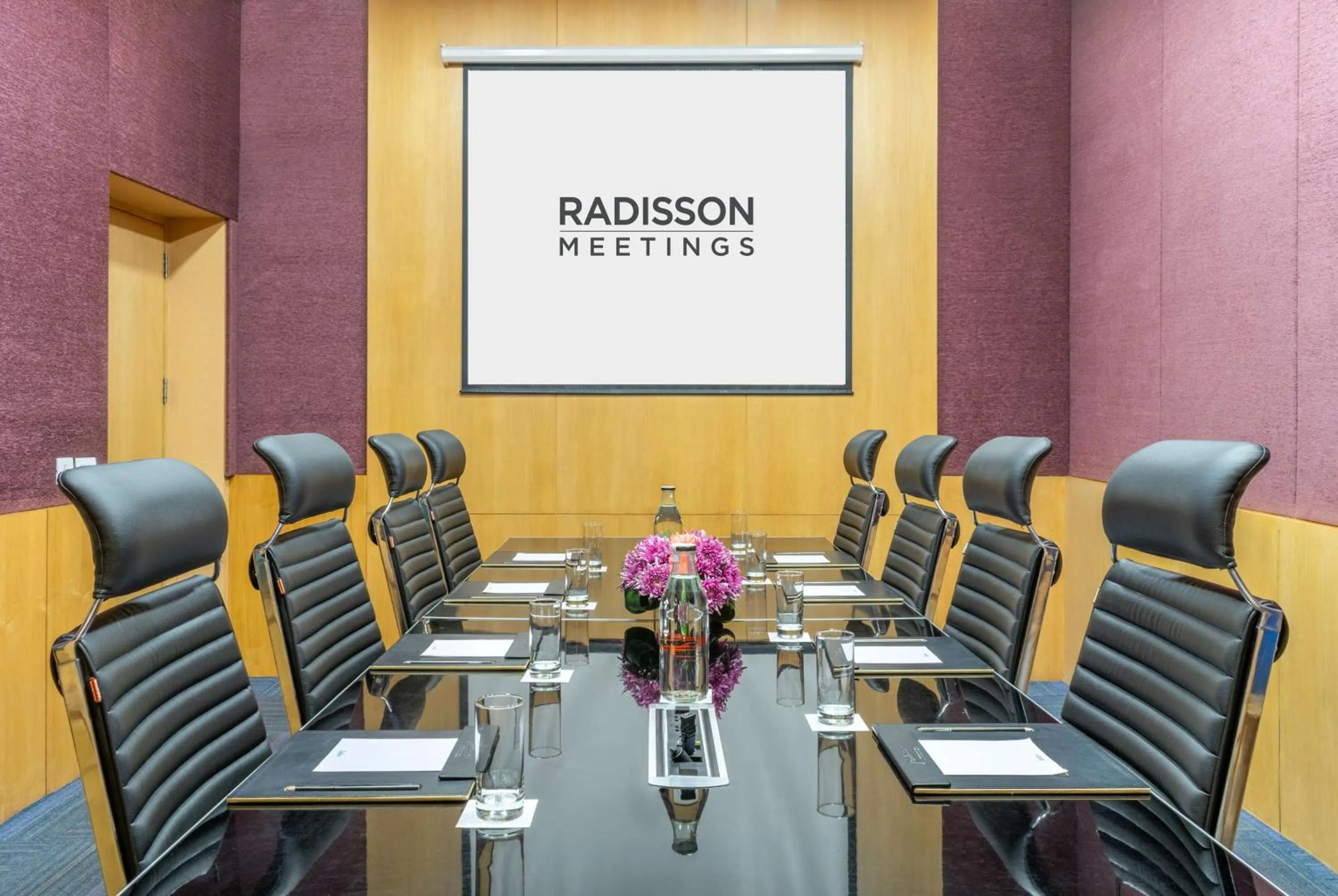 Meeting/conference room in Radisson Gurugram Sohna Road City Center