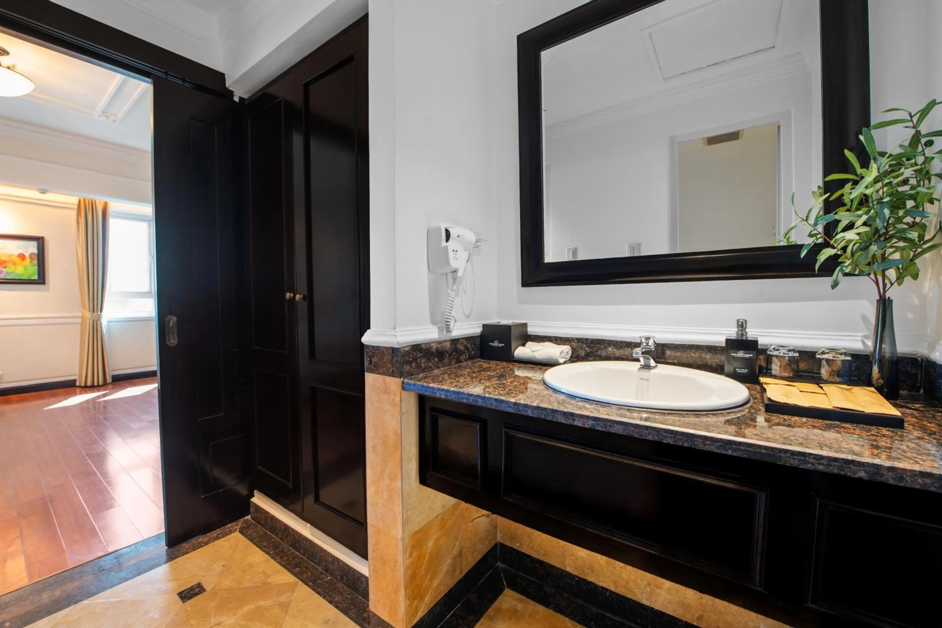 Bathroom in Ninh Binh Legend Hotel