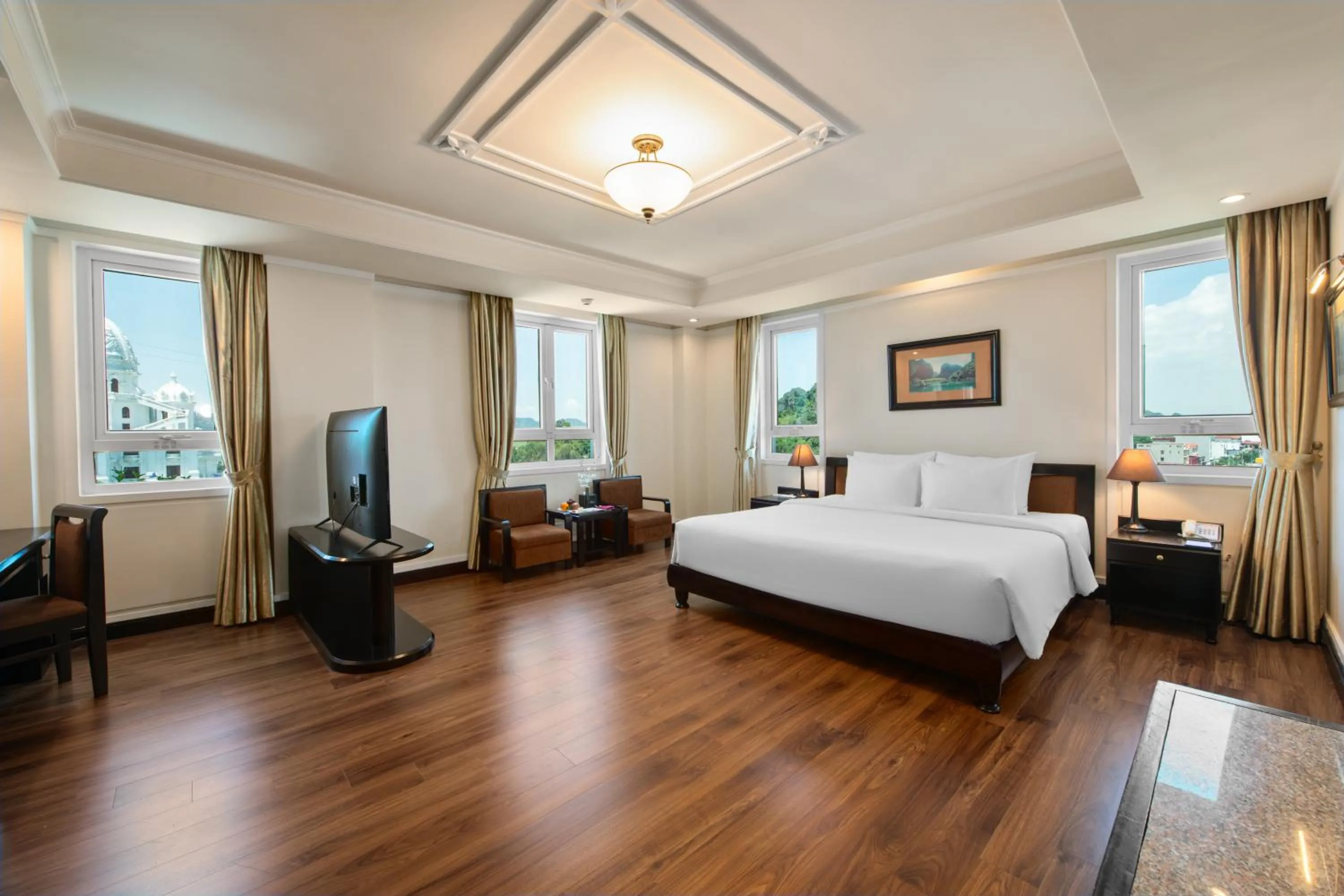 Bed in Ninh Binh Legend Hotel