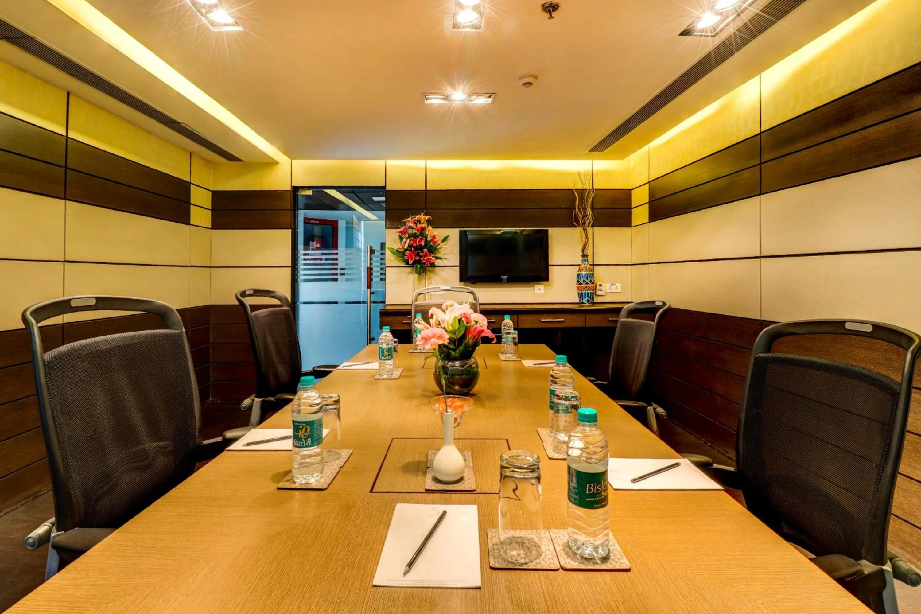 Business facilities in Sunday Hotel by CheckIn Jaipur