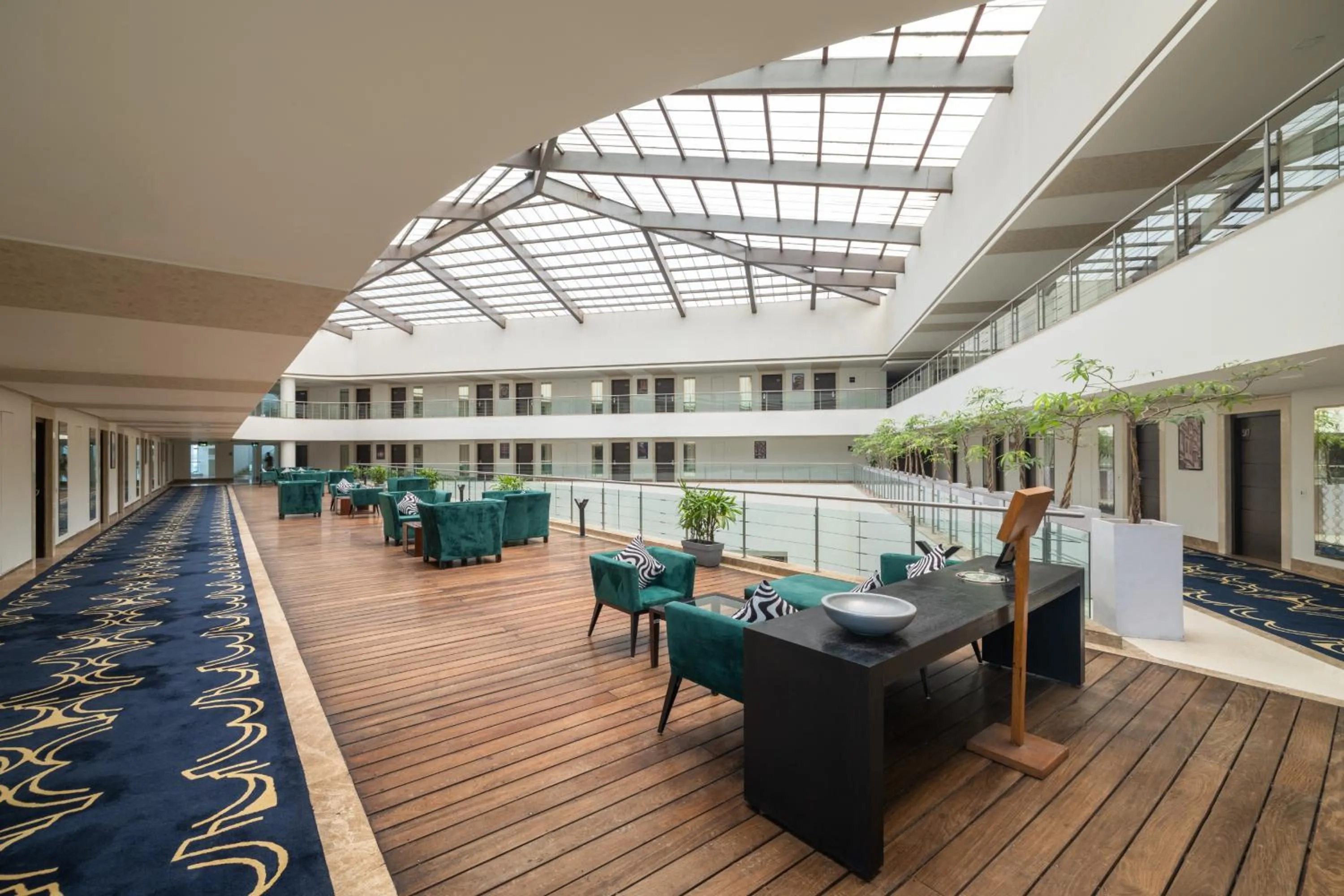 Restaurant/places to eat in Sunday Hotel by CheckIn Jaipur