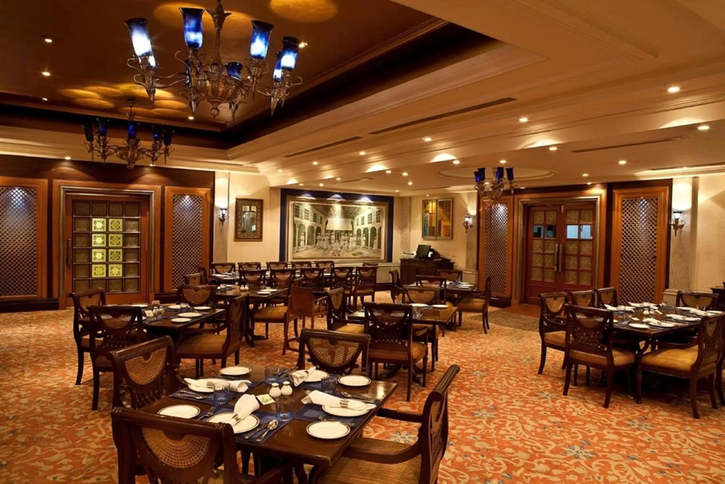 Restaurant/places to eat in The Bristol