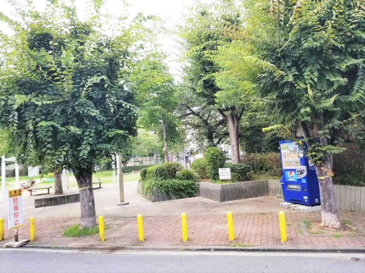 Neighbourhood in Jakotel