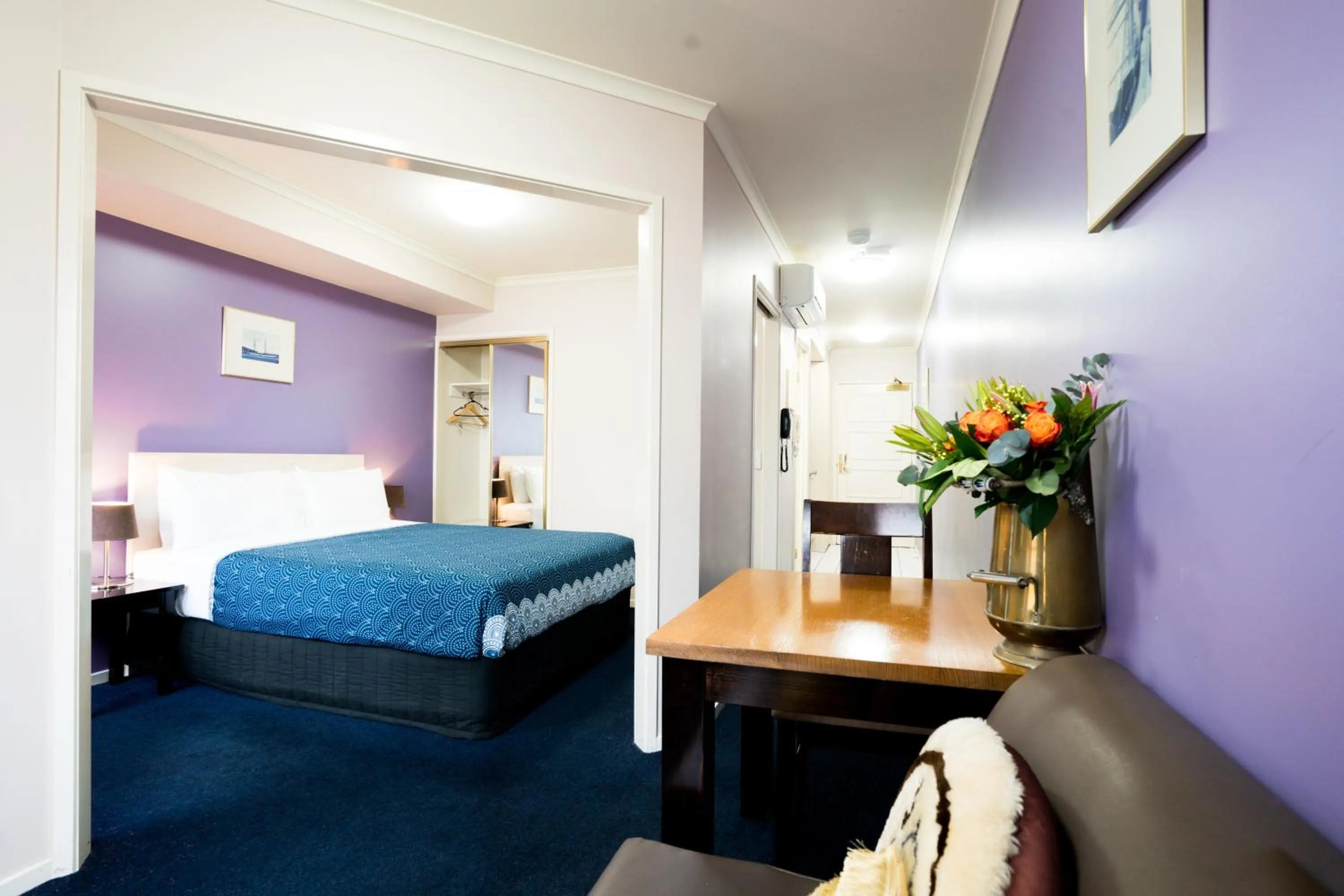 Bed in HarbourView Apartment Hotel (now Arrow on Spencer)