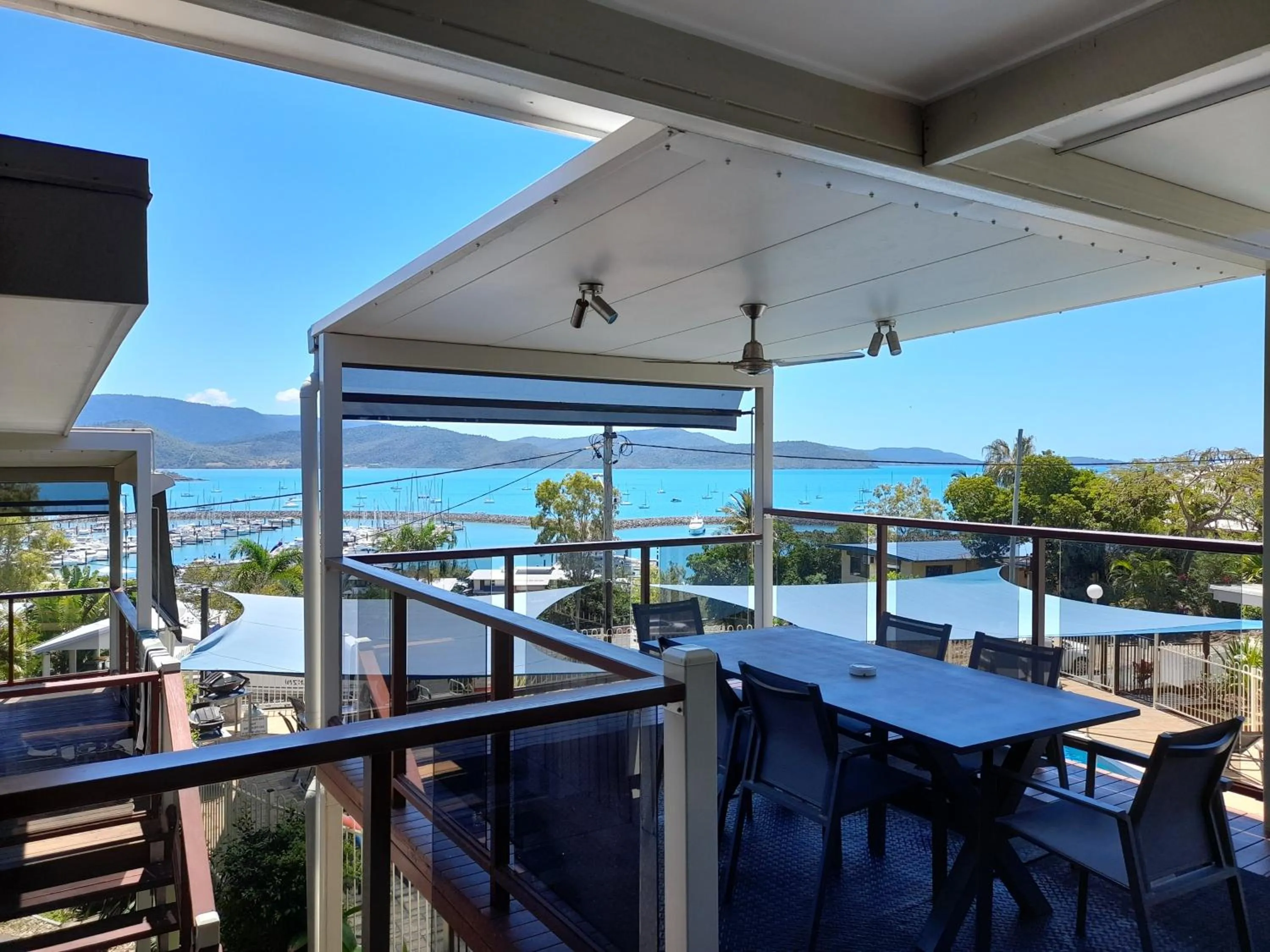 Balcony/Terrace in Airlie Apartments
