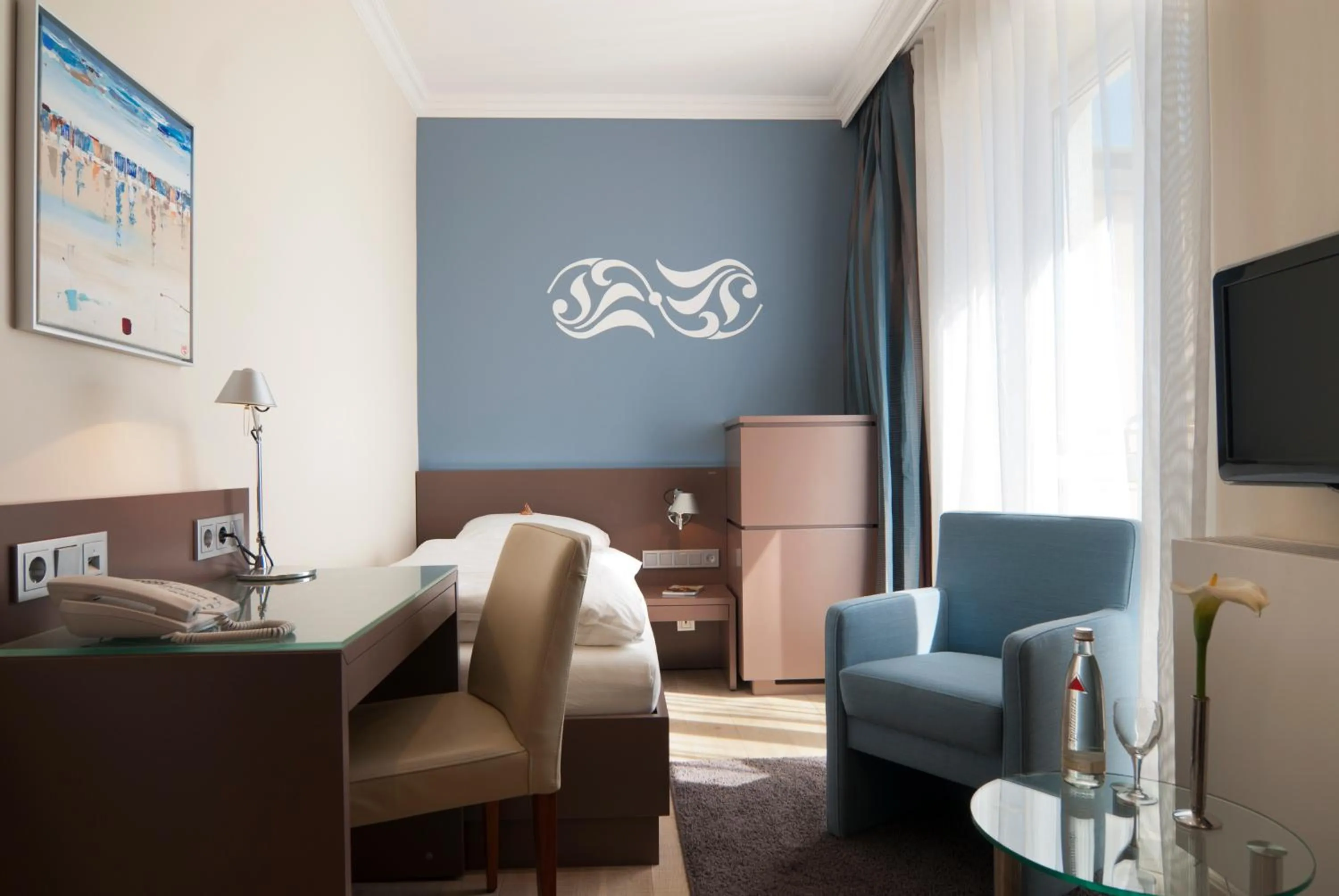 Photo of the whole room in Strandhotel Georgshöhe