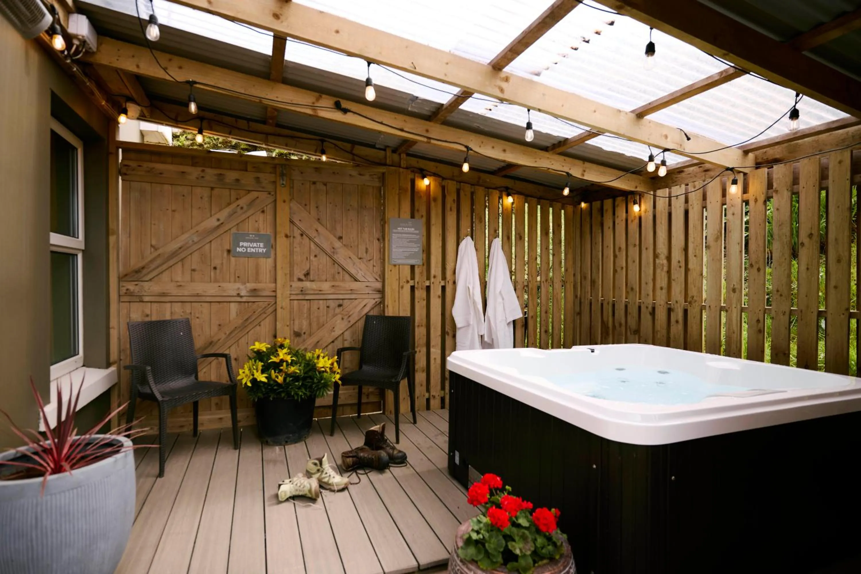 Hot Tub in Doolin Inn