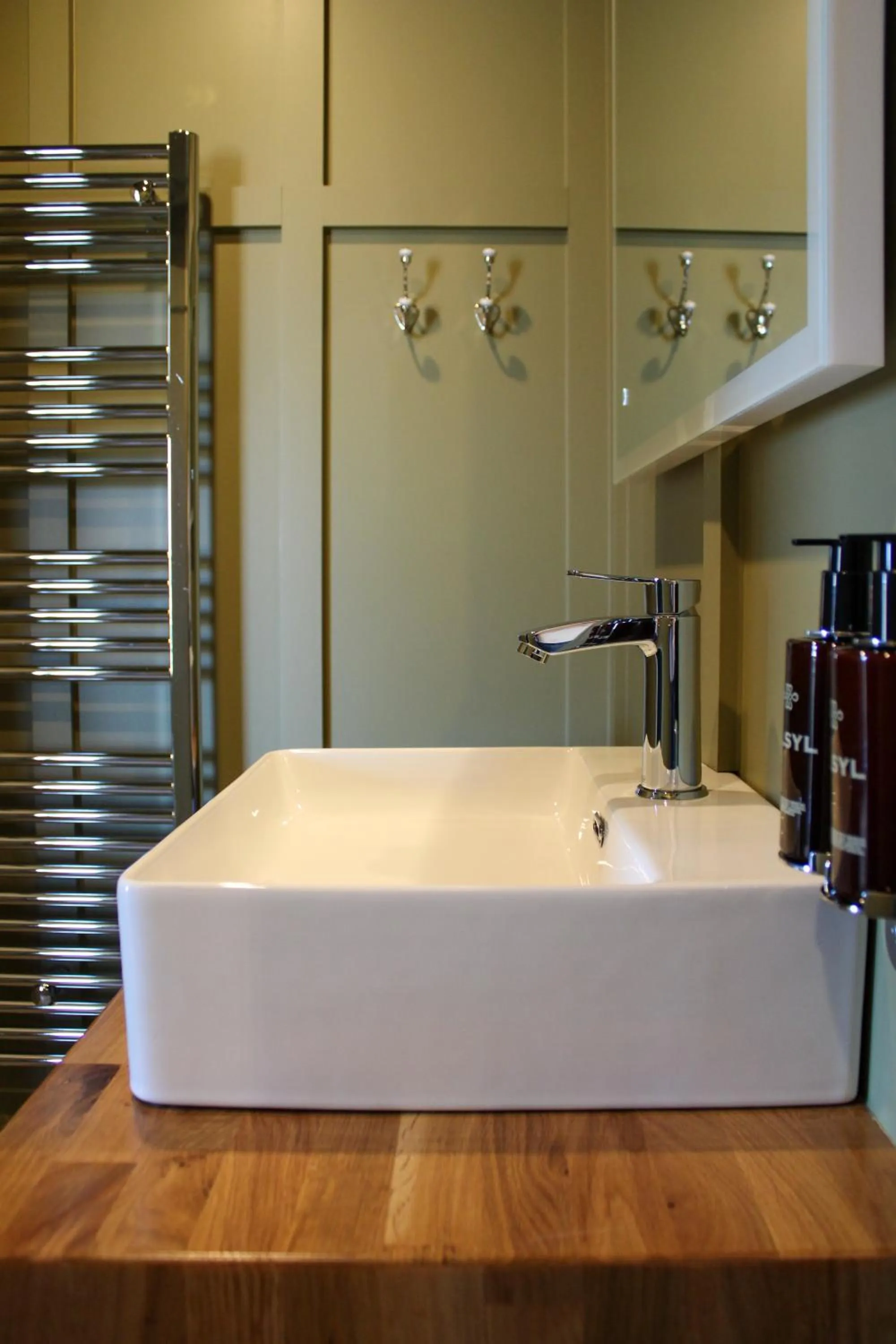 Shower in Doolin Inn