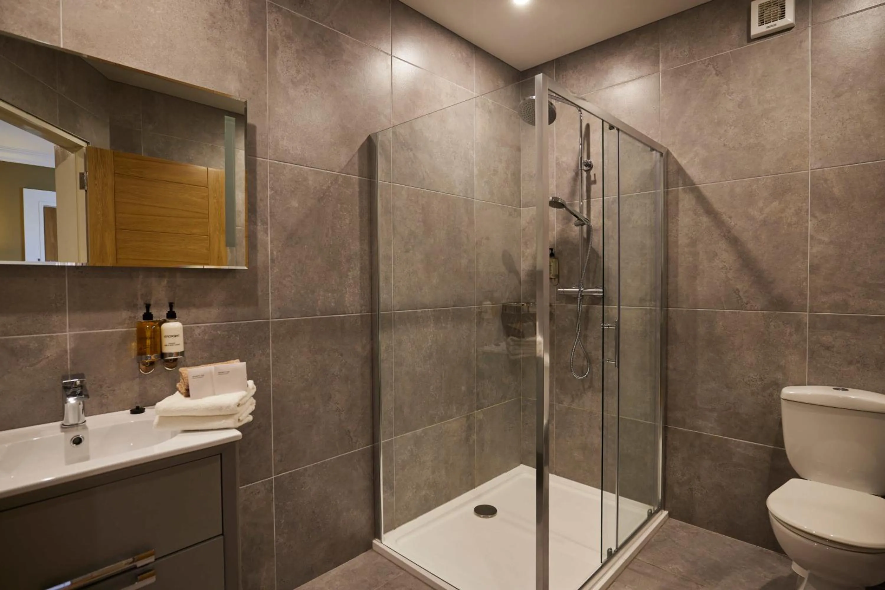 Shower in Doolin Inn