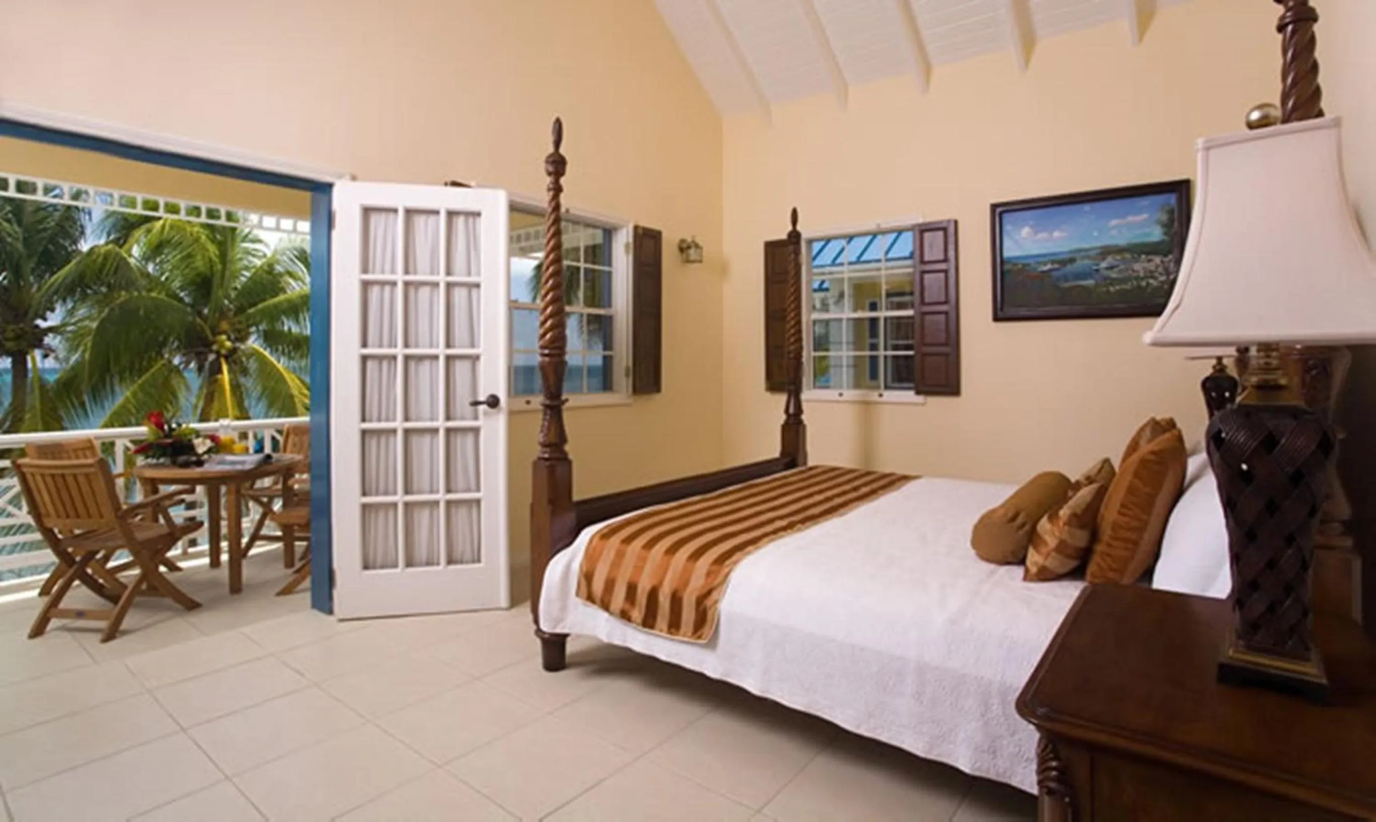 Balcony/Terrace, Bed in Villa Beach Cottages