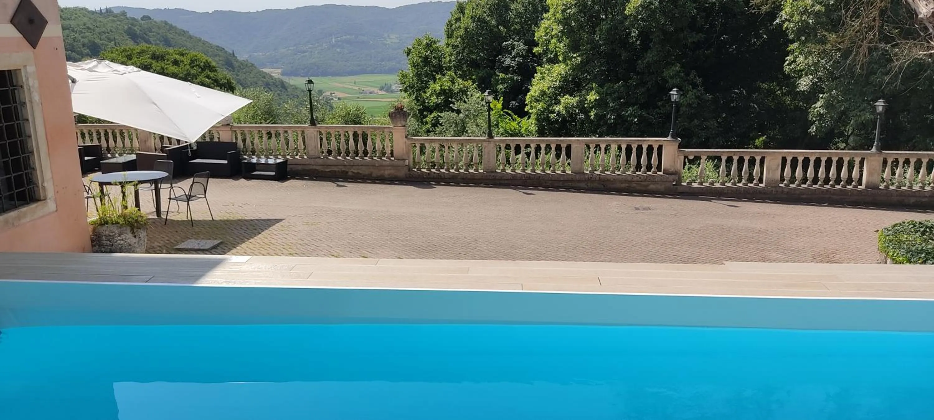 Swimming pool in Locanda degli Ulivi