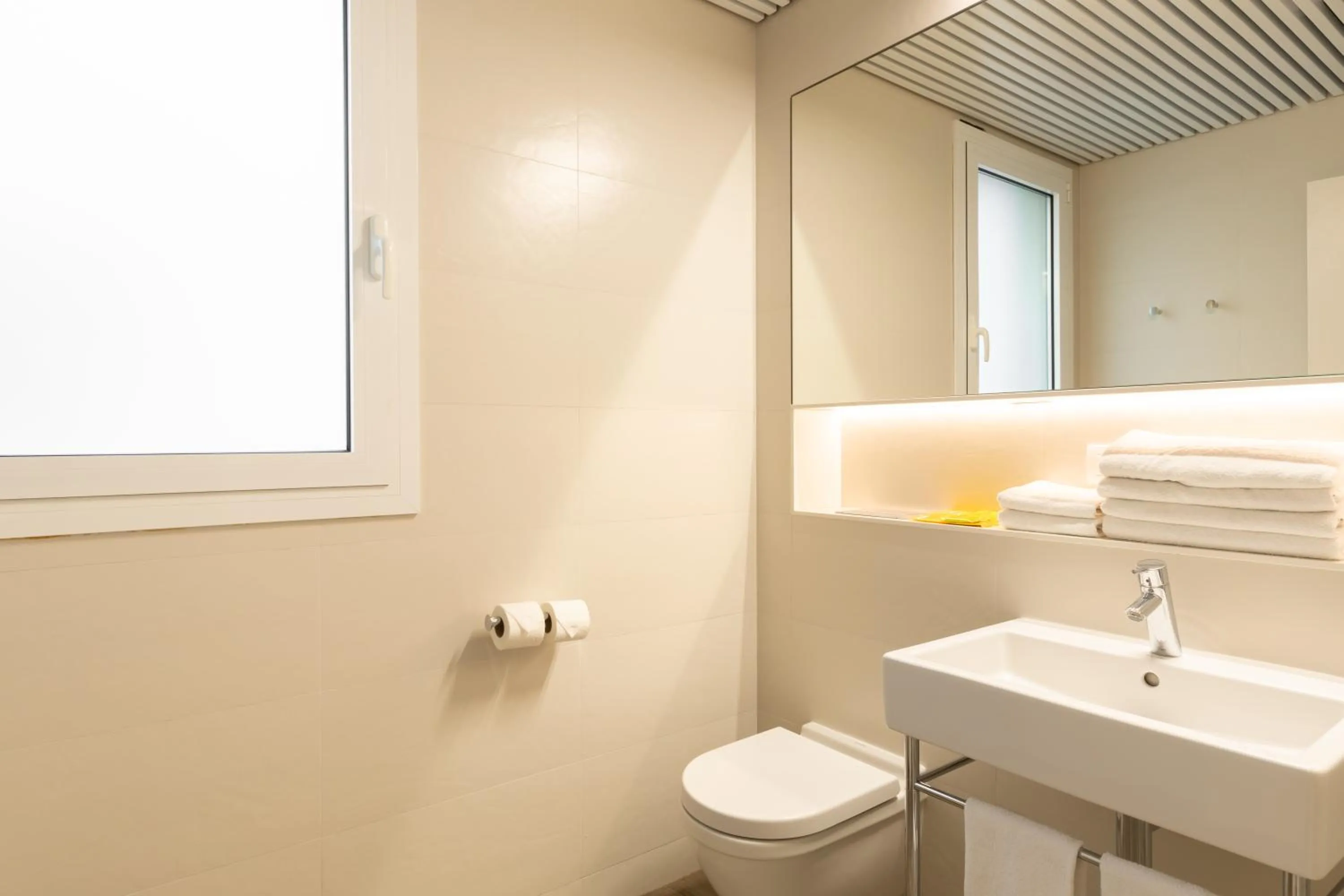 Bathroom in Cosmo Apartments Marina – Auditori