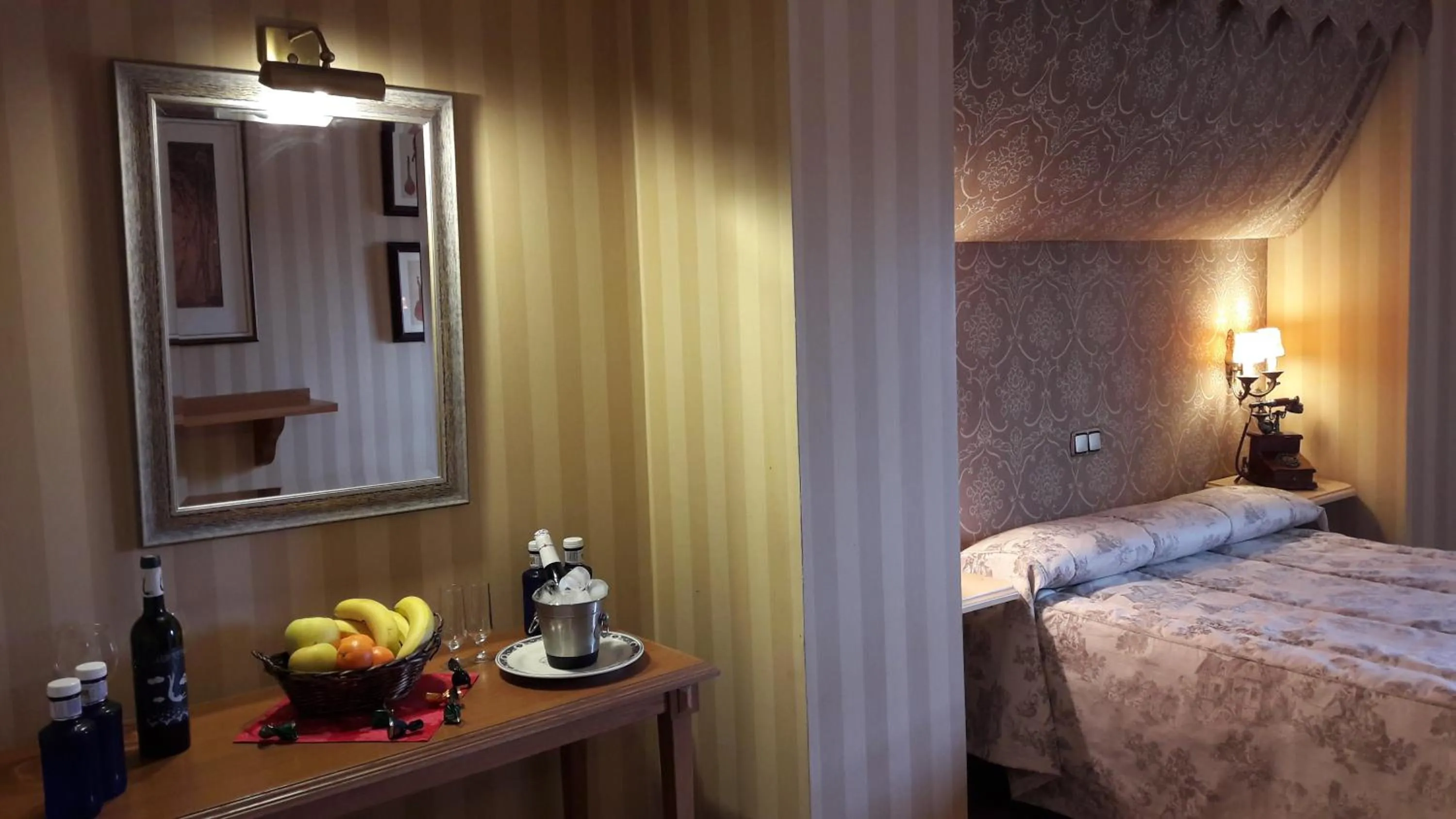 Bed in Hotel Juan Carlos I