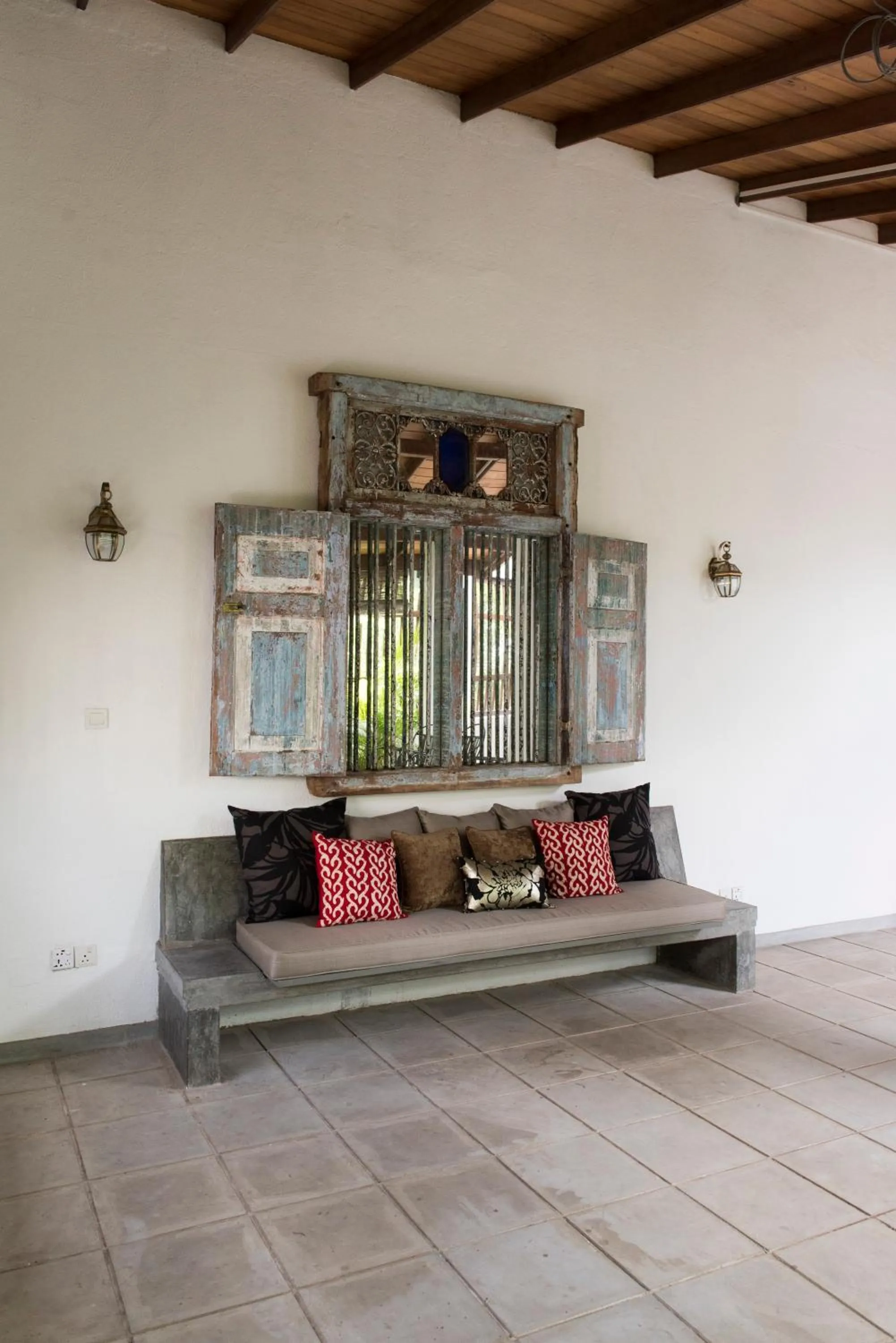 Library in Boutique Spice Colombo