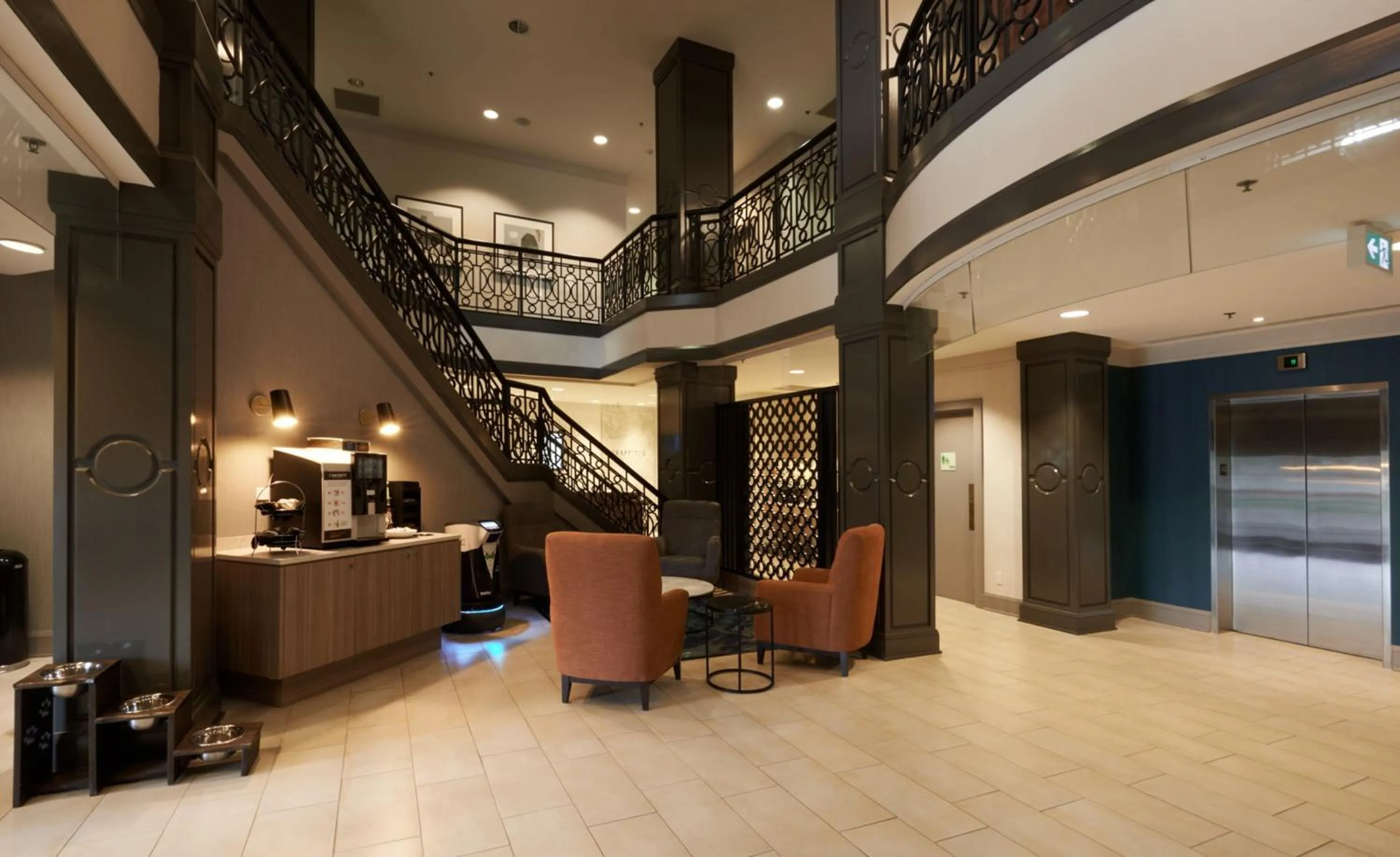 Lobby or reception in Holiday Inn & Suites Ottawa Kanata by IHG