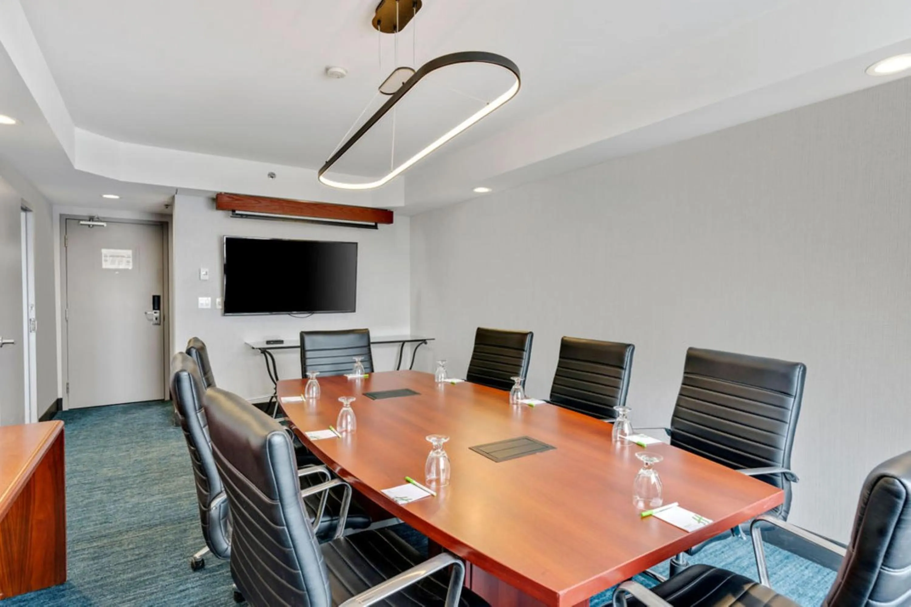 Banquet/Function facilities in Holiday Inn & Suites Ottawa Kanata by IHG