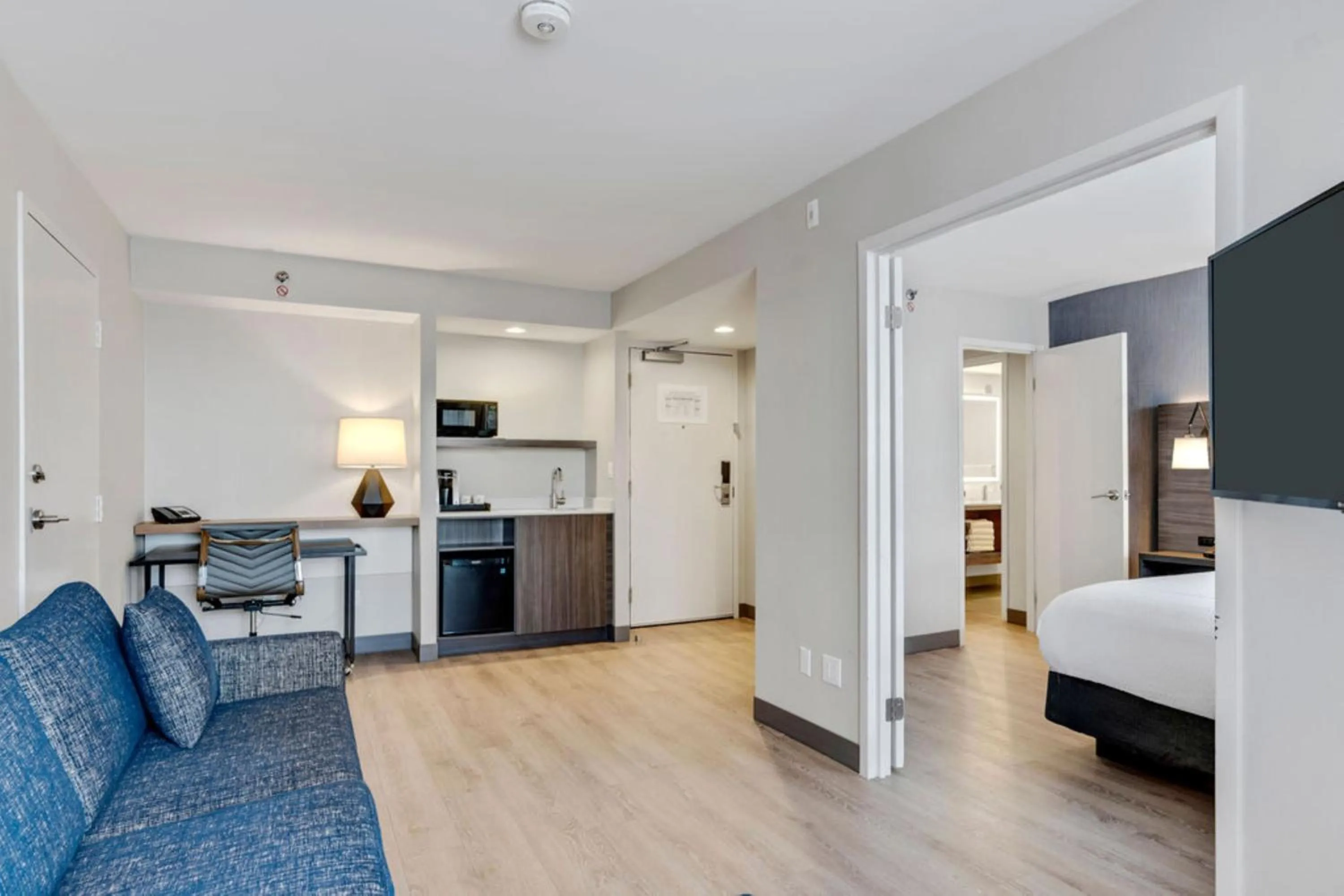 Photo of the whole room in Holiday Inn & Suites Ottawa Kanata by IHG