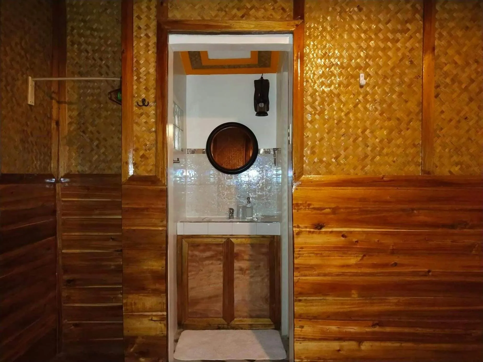 BING-VICE Tourist Inn