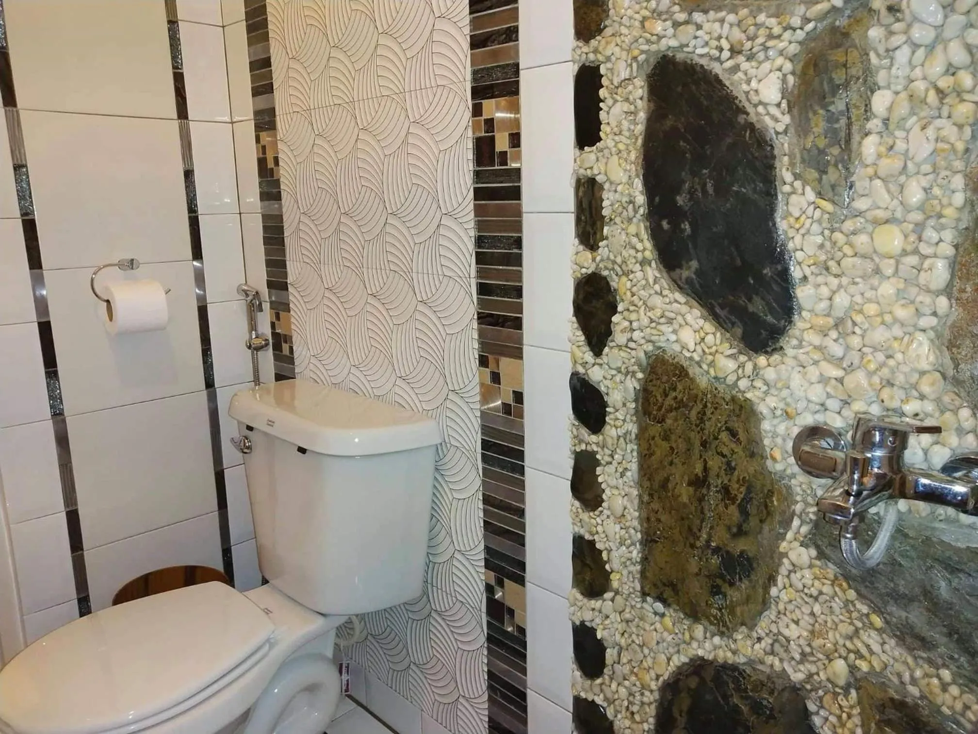 BING-VICE Tourist Inn