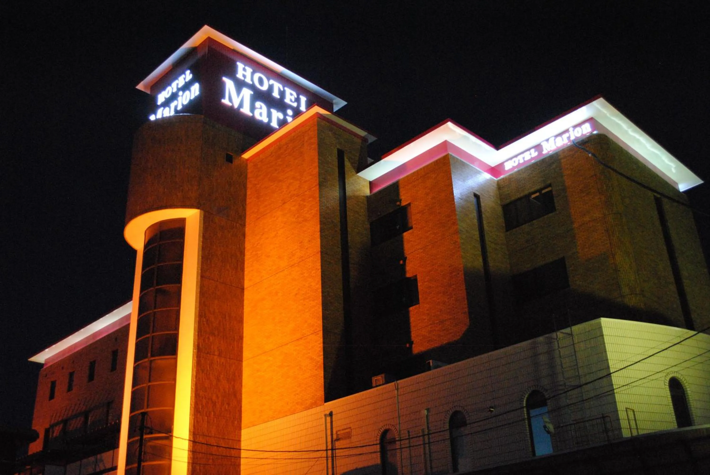 Property building in ホテル マリオン 鈴鹿