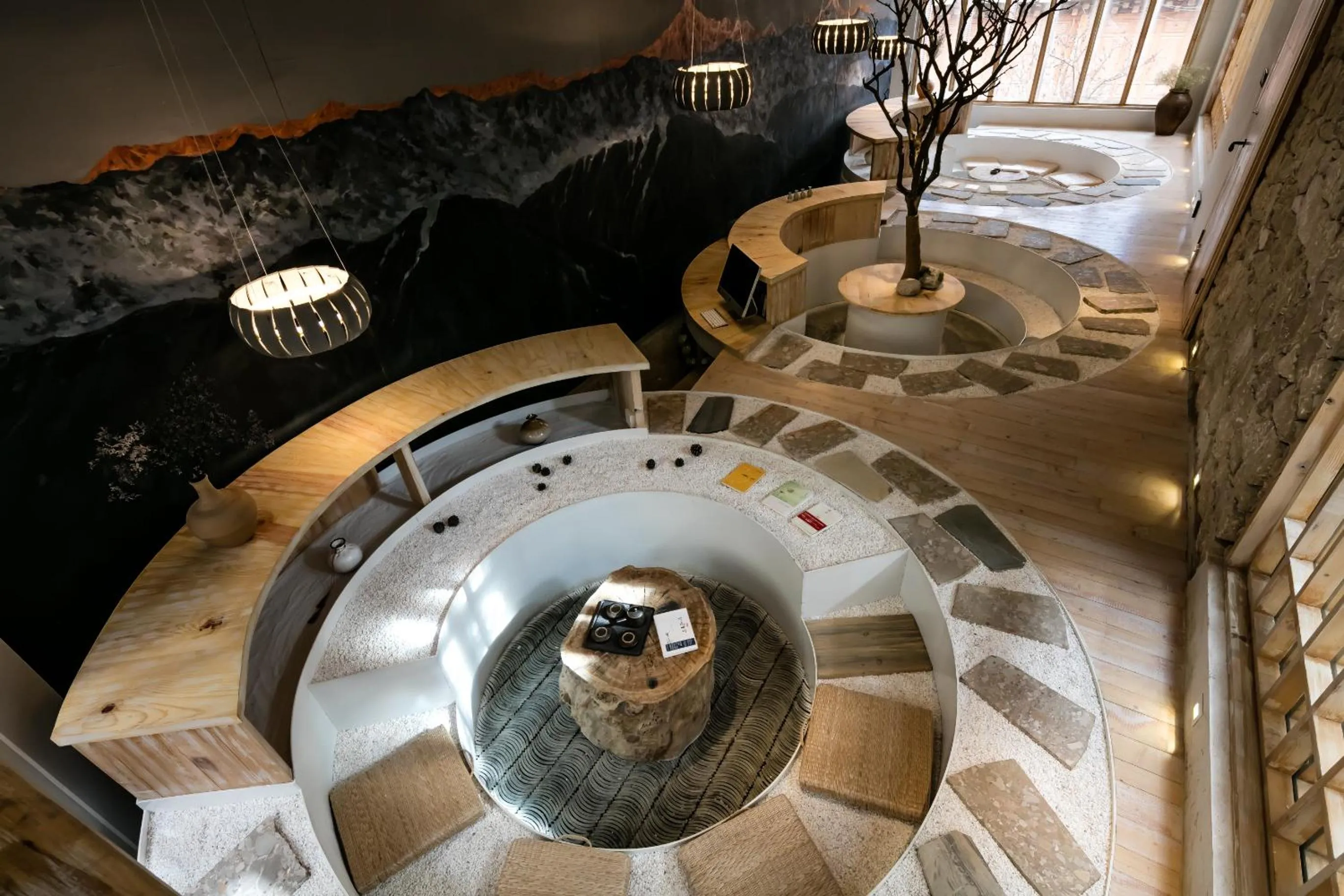 Shangri-La Karesansui Hotel