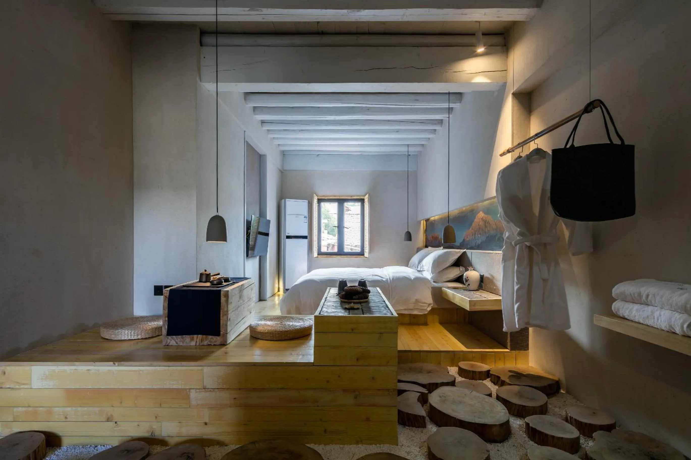 Shangri-La Karesansui Hotel