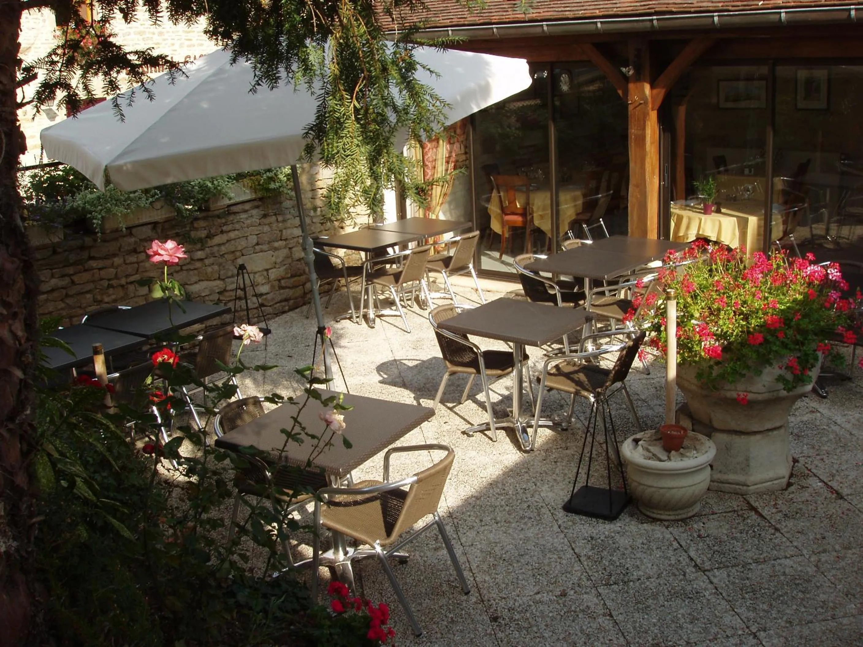 Patio in Hostellerie Du Chateau