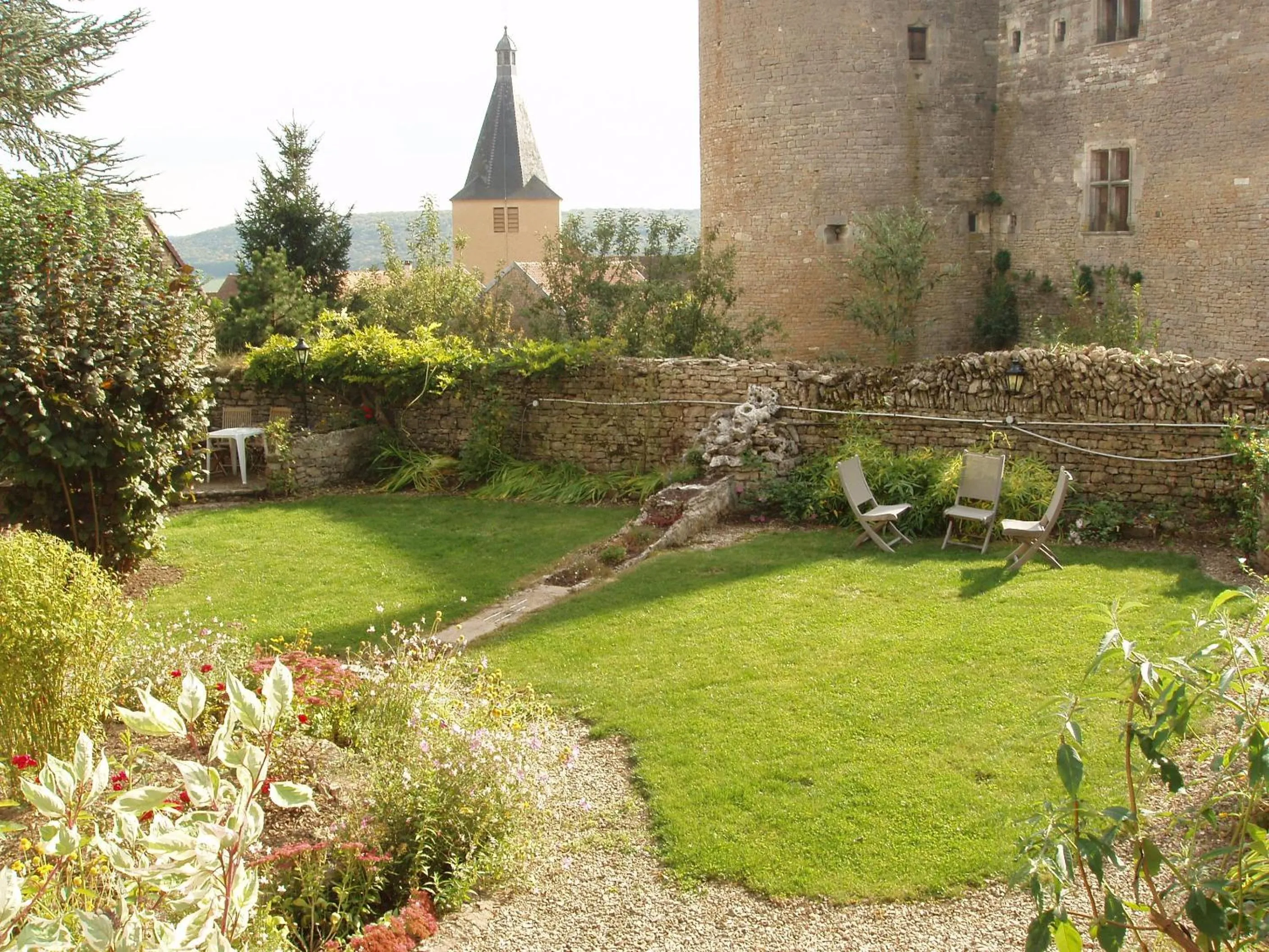 Garden in Hostellerie Du Chateau