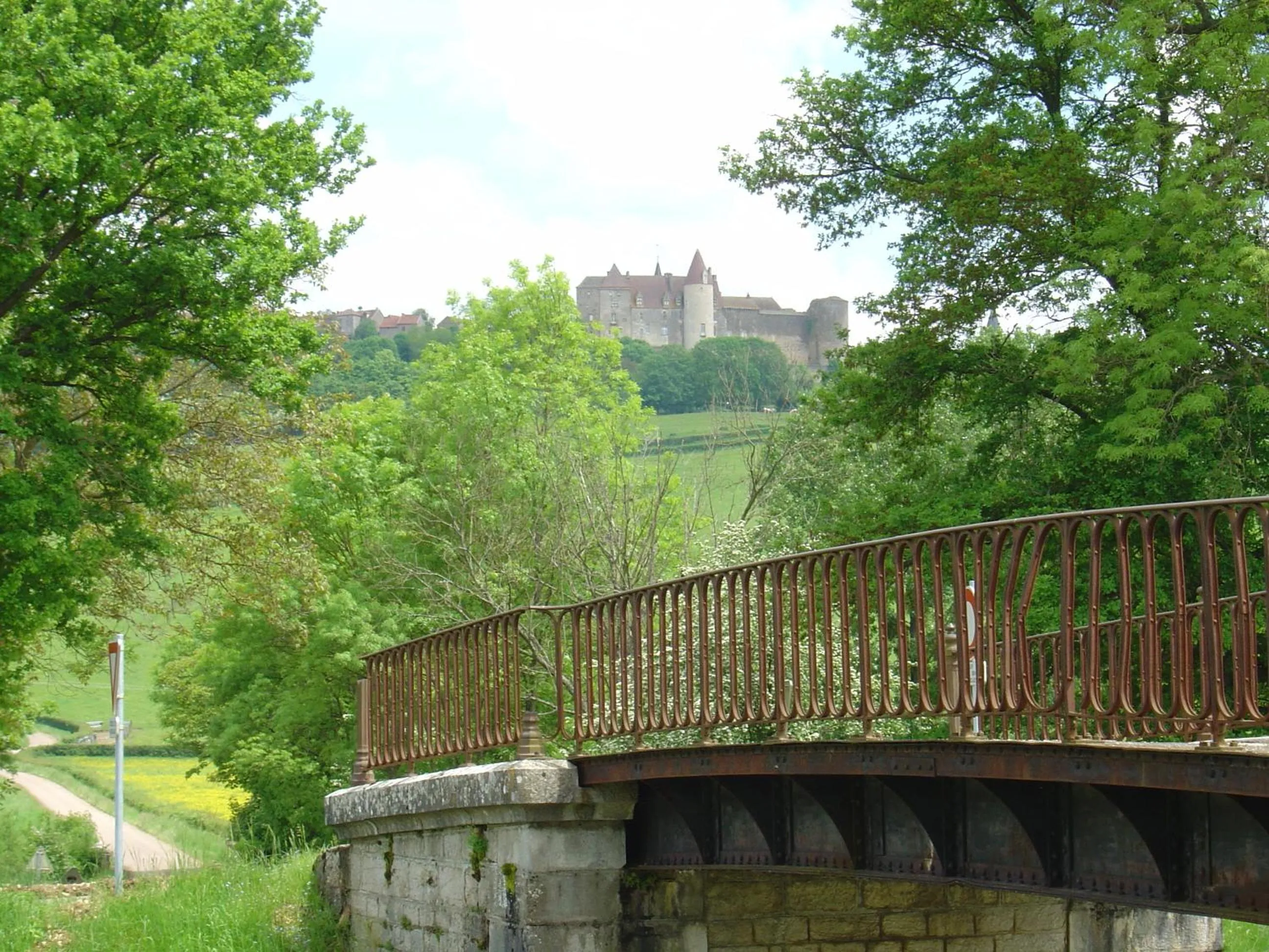 Nearby landmark in Hostellerie Du Chateau