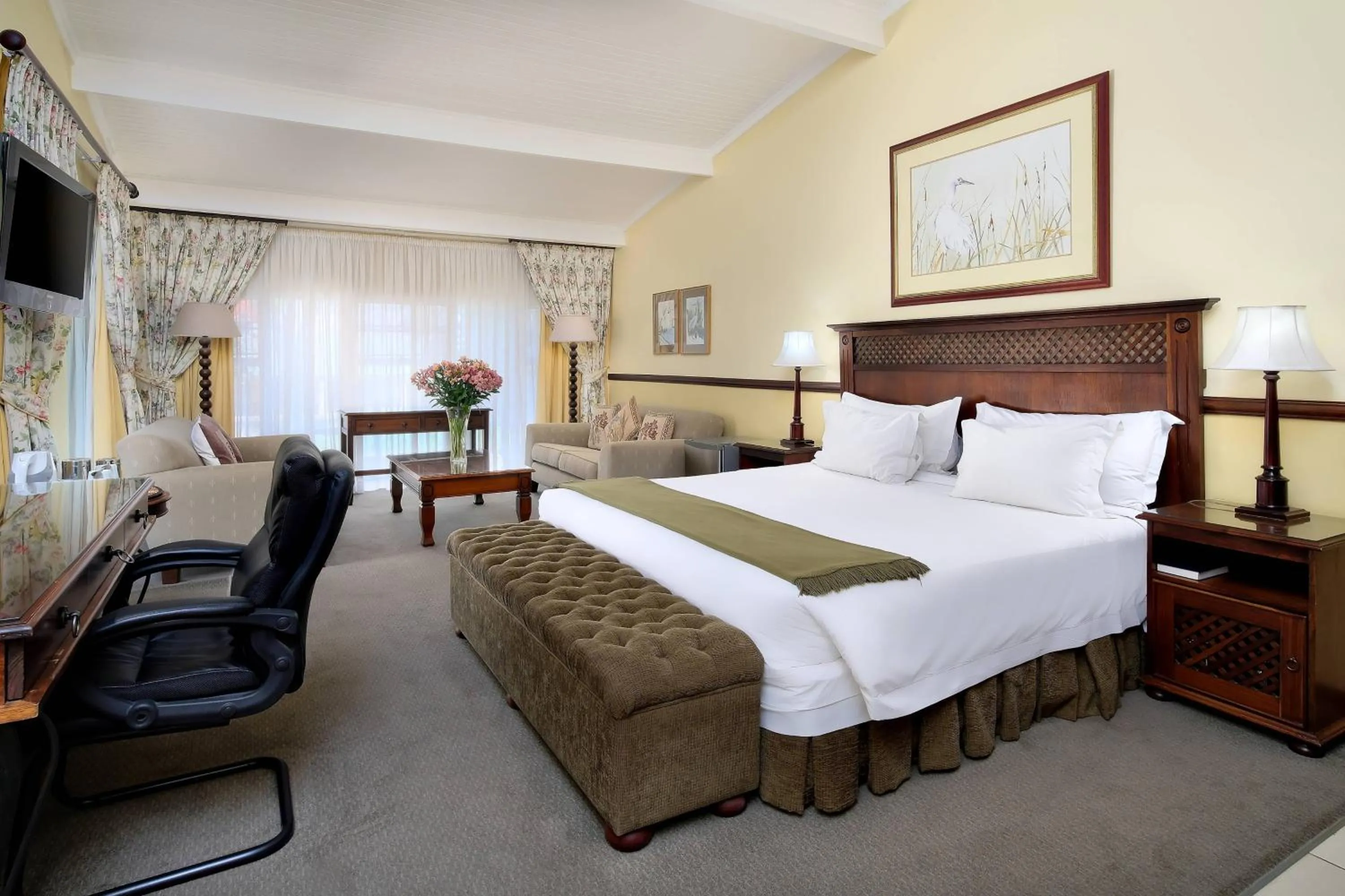 Photo of the whole room, Bed in Protea Hotel by Marriott Polokwane Ranch Resort