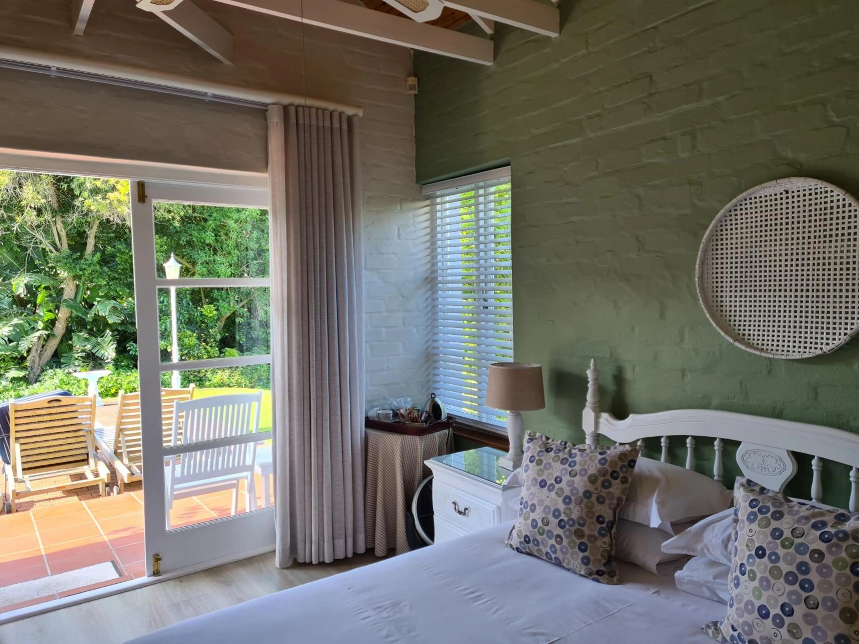 Garden, Bed in The Knysna Belle Guest House