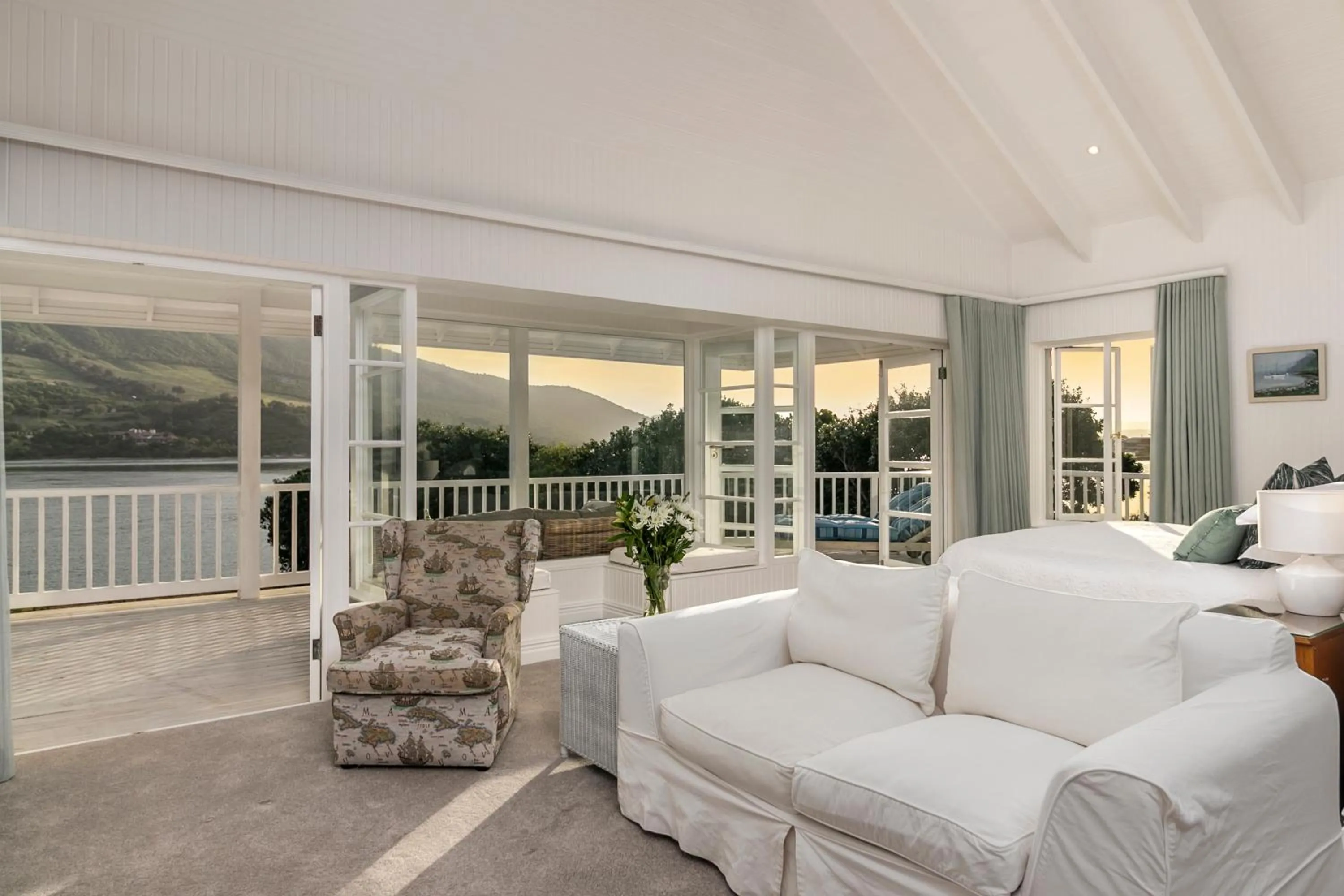 Bed in The Knysna Belle Guest House