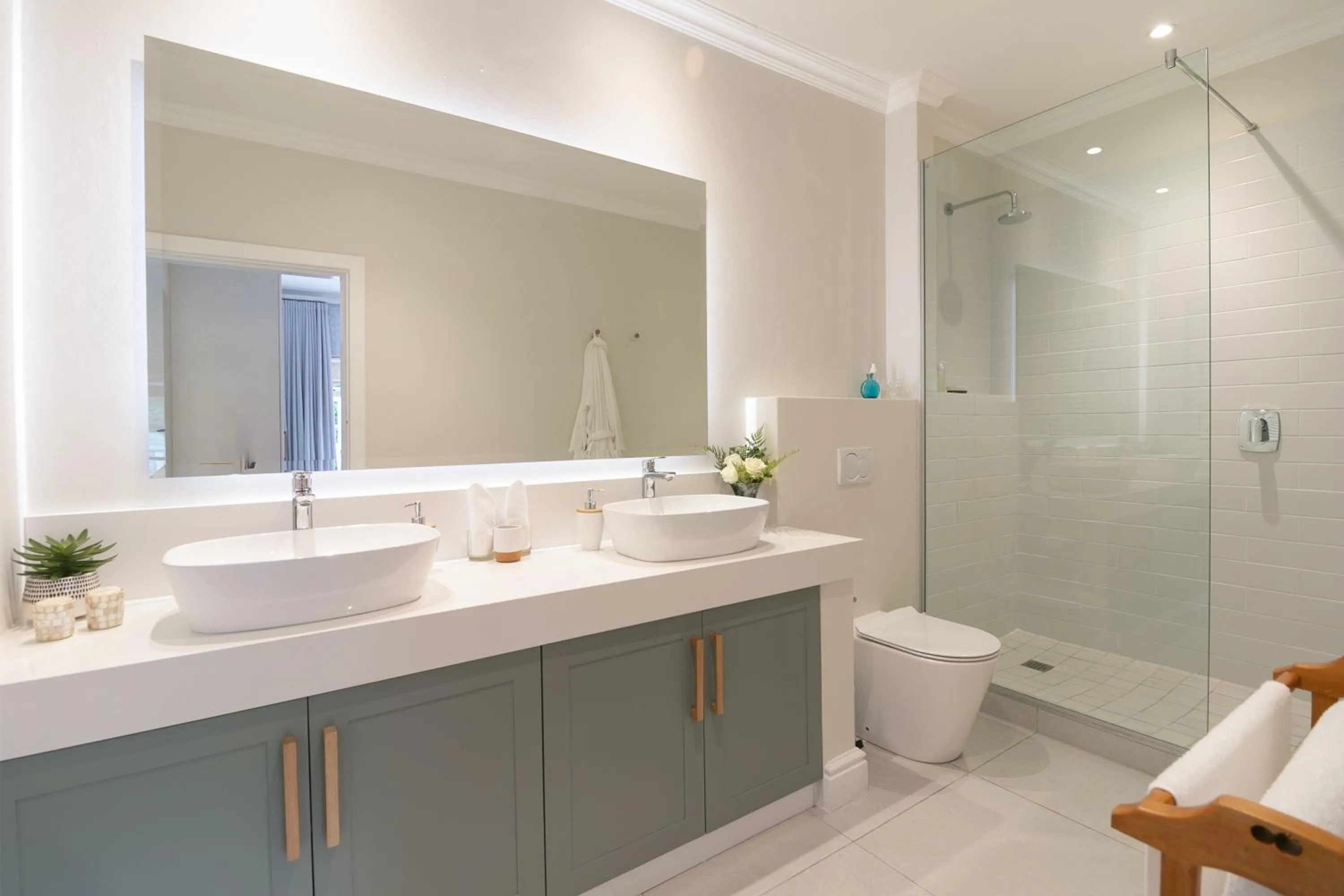 Shower in The Knysna Belle Guest House