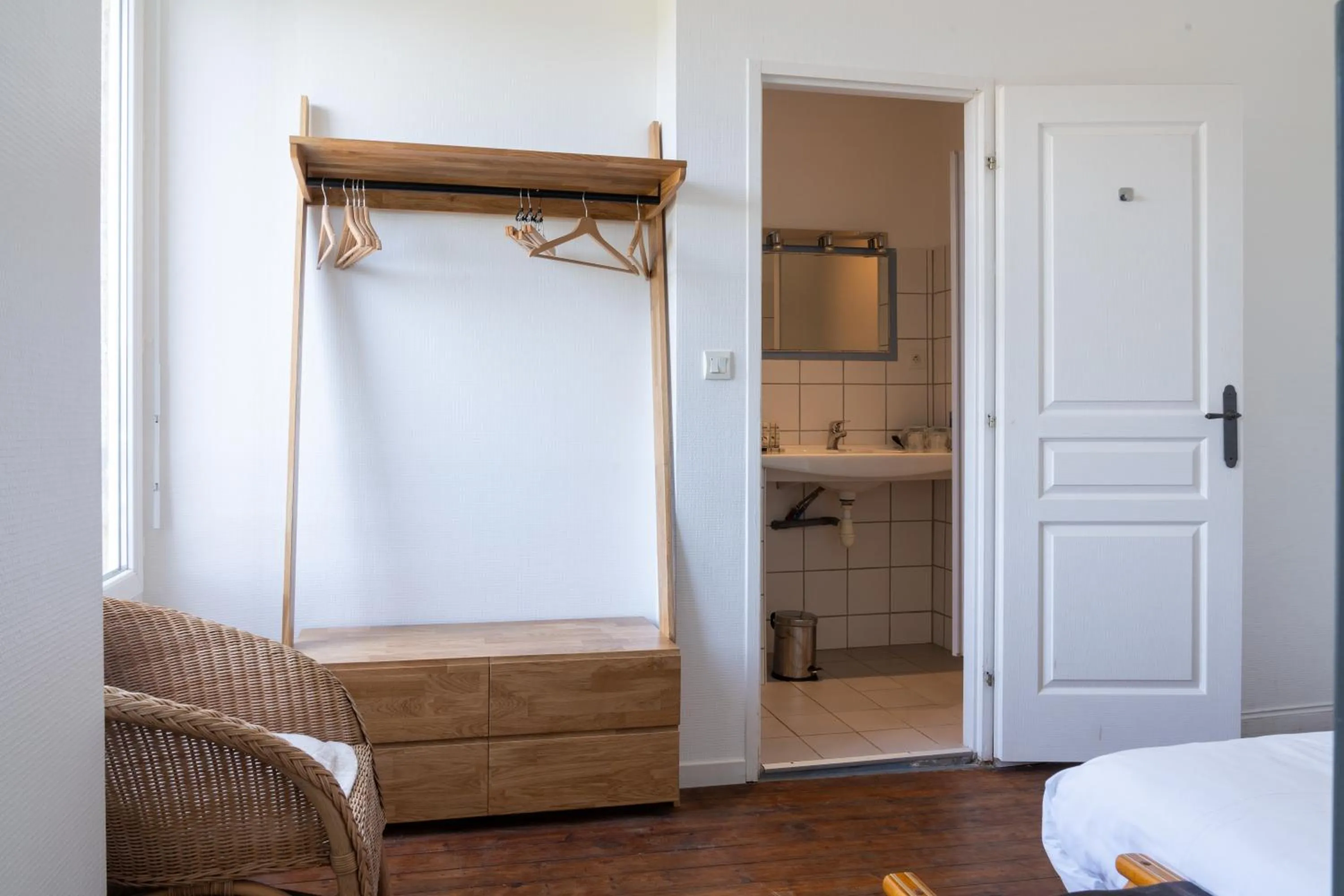 Bed in Hôtel Des Deux Mers