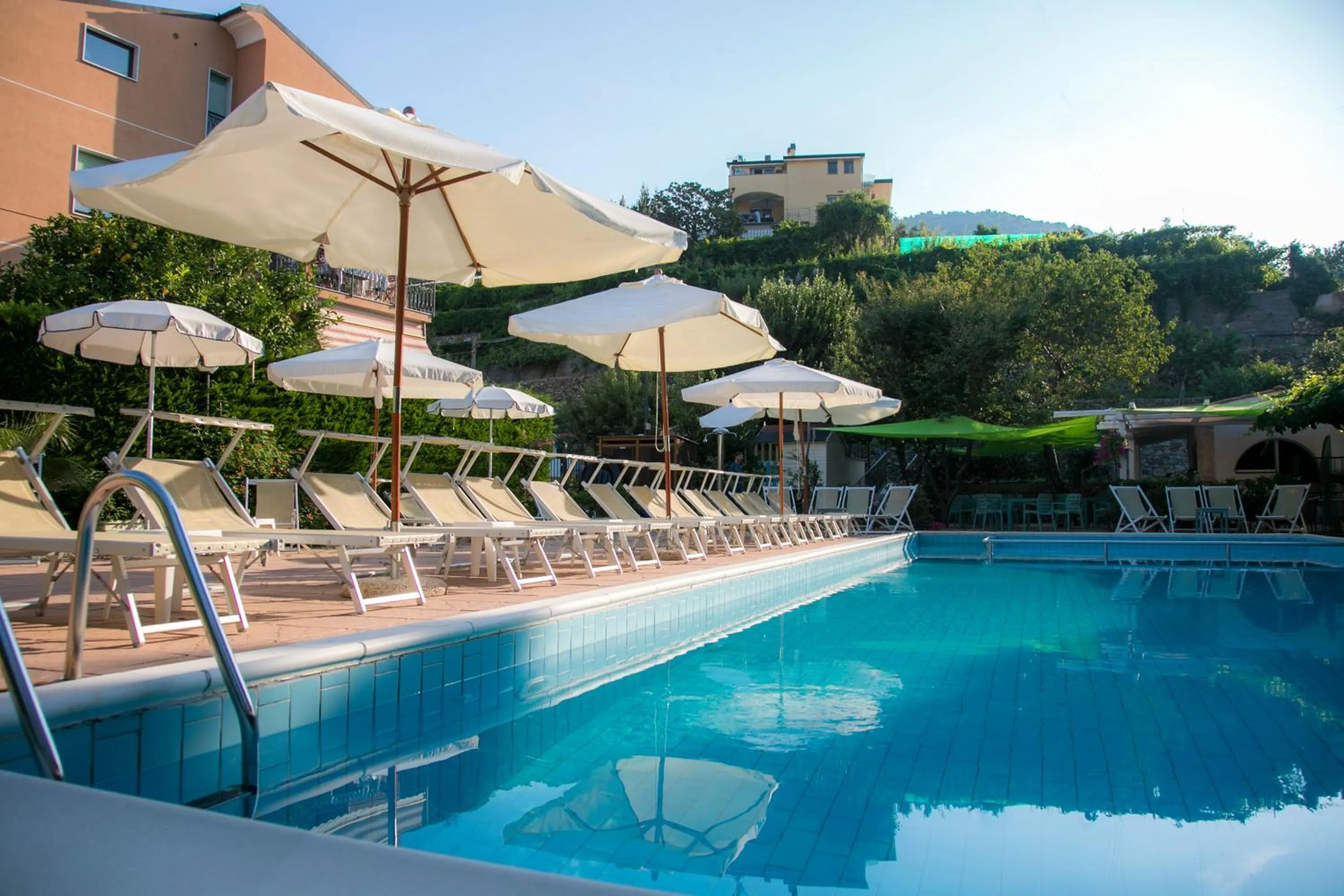 Swimming pool in Residence Holidays