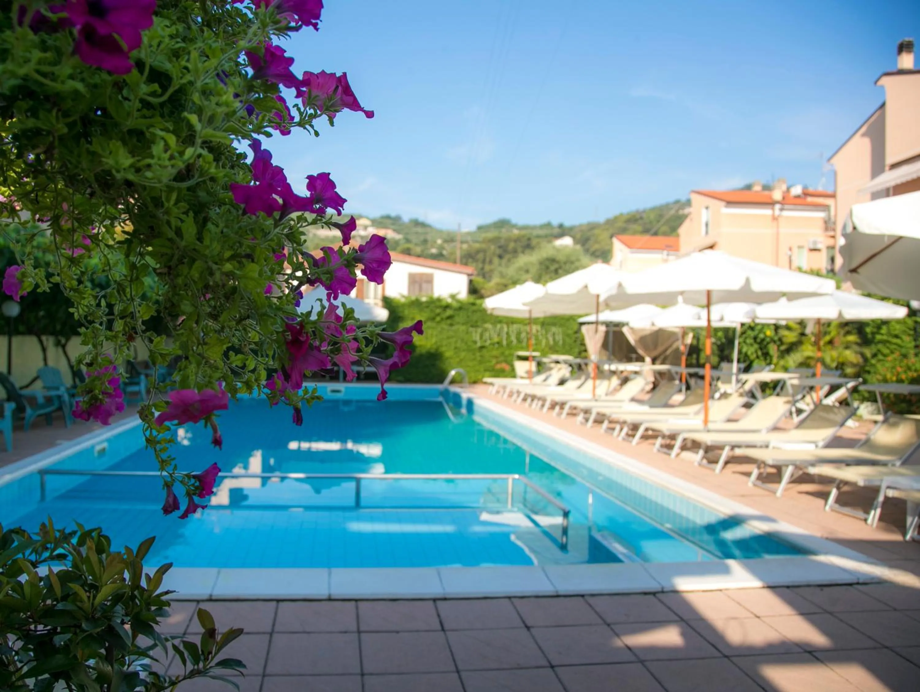 Pool view in Residence Holidays