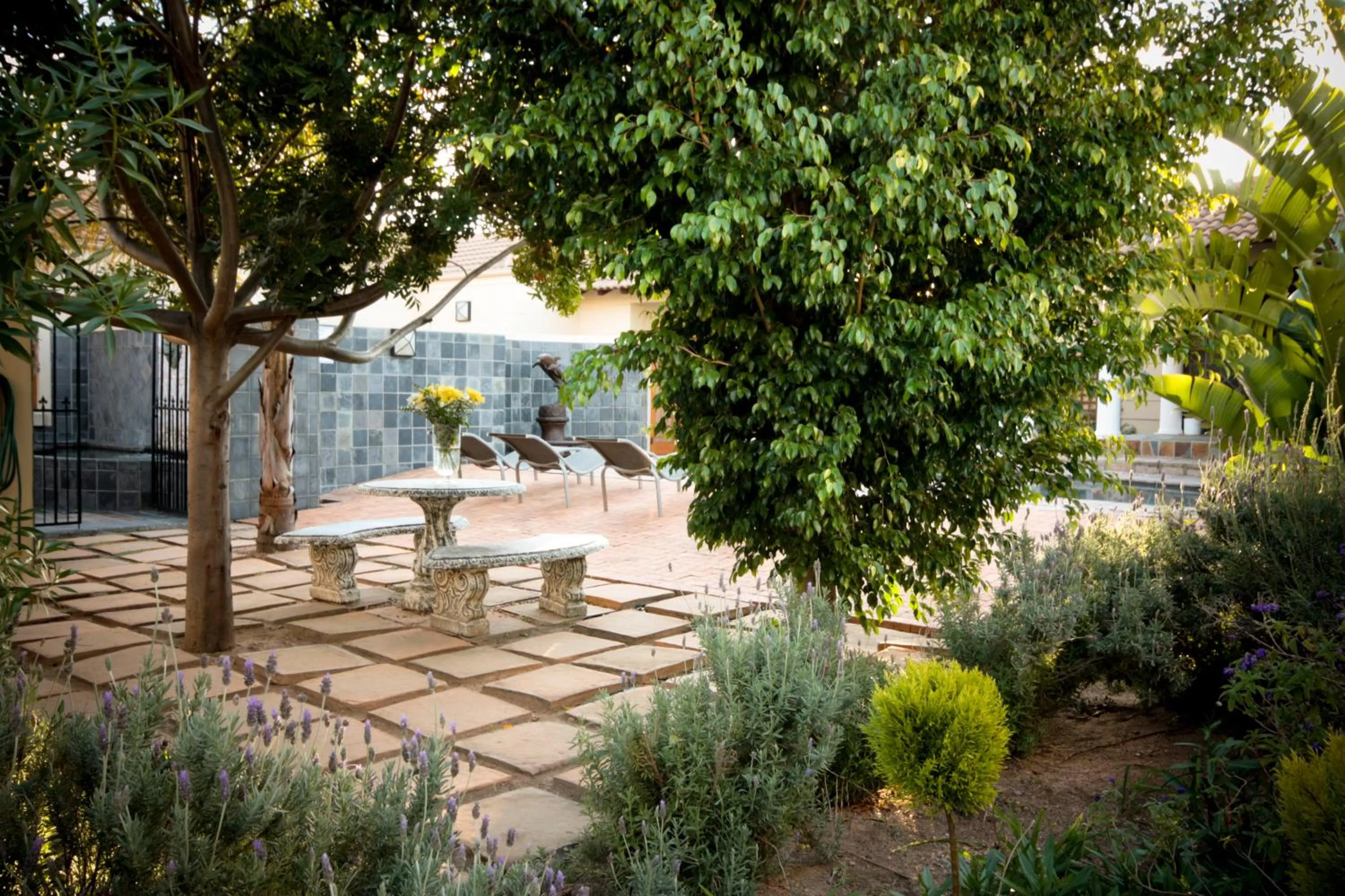 Patio in A Smart Stay Apartments