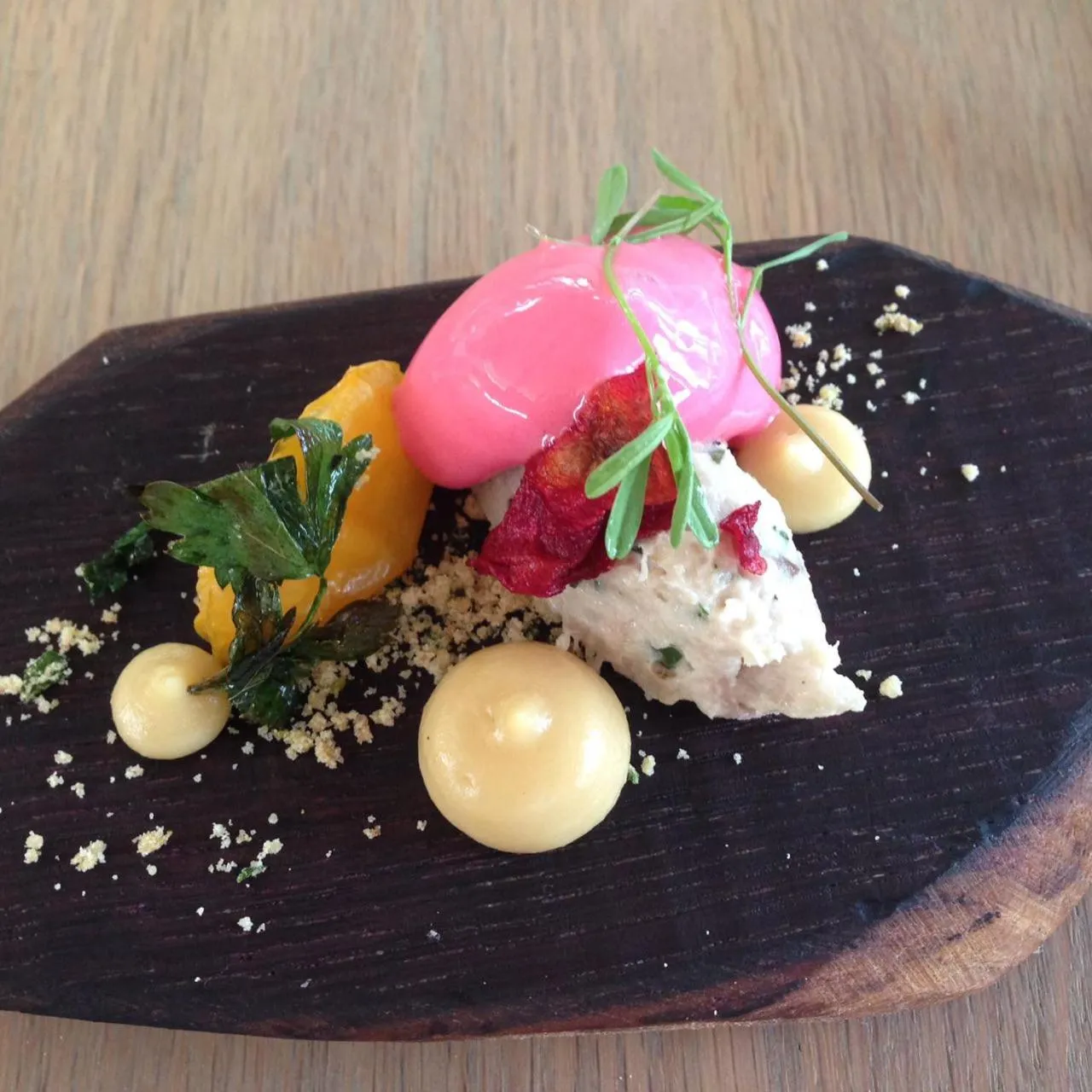 Restaurant/places to eat in A Smart Stay Apartments