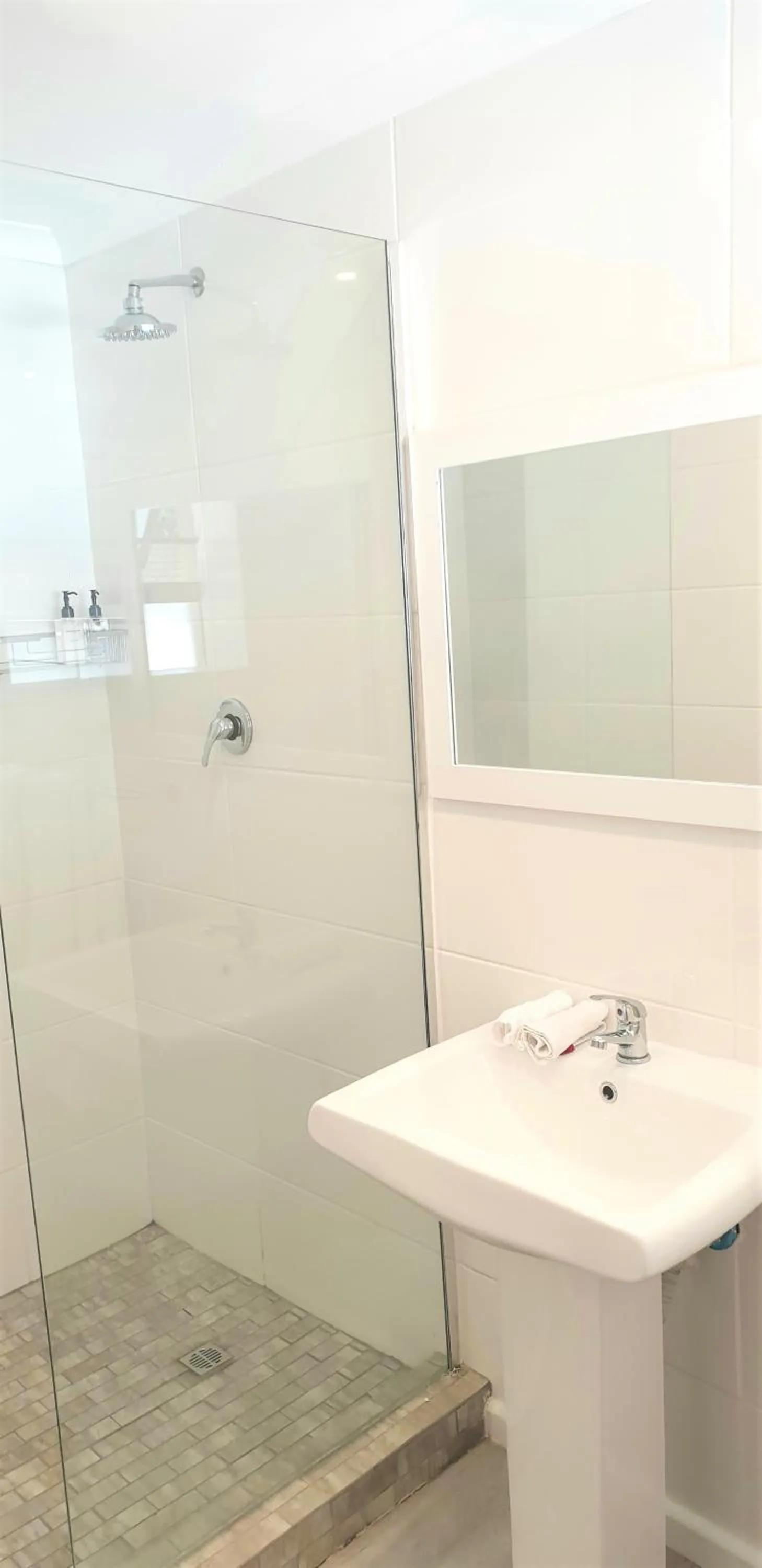 Shower in The Salt House Guest House in Hout Bay