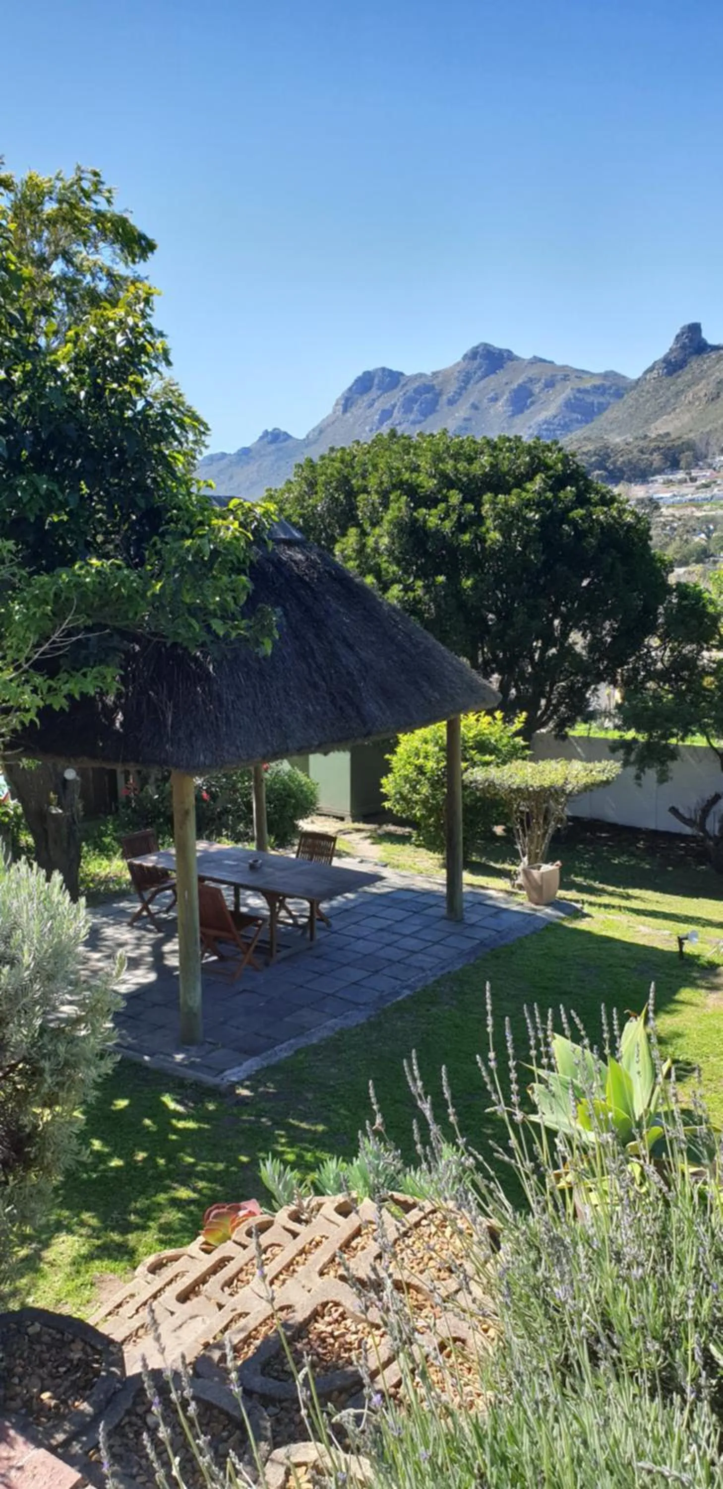 BBQ facilities in The Salt House Guest House in Hout Bay