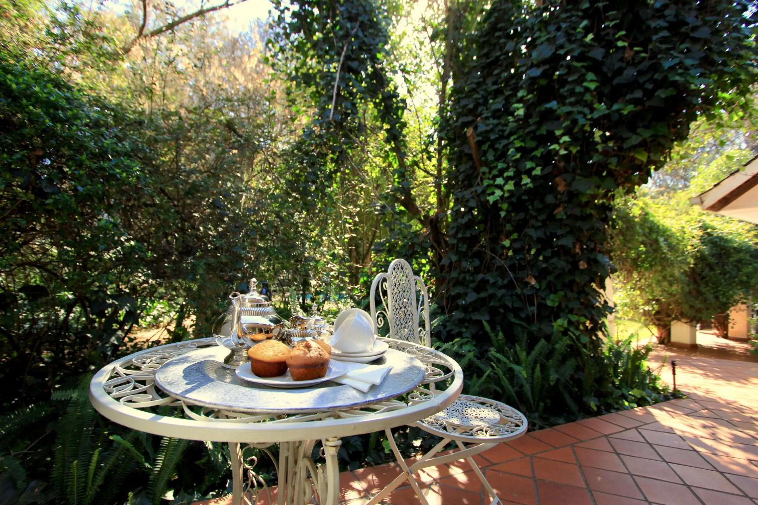 Garden in Melrose Place Boutique Hotel