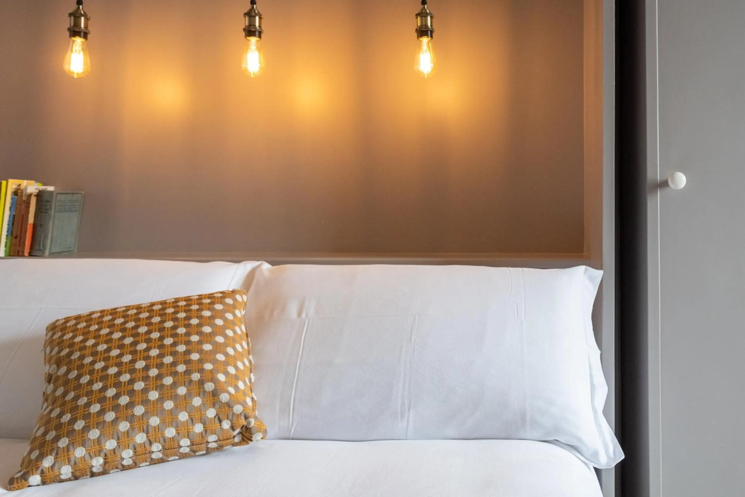 Bedroom, Bed in Ronco Dell'Abate - Lake Como Relais B&B